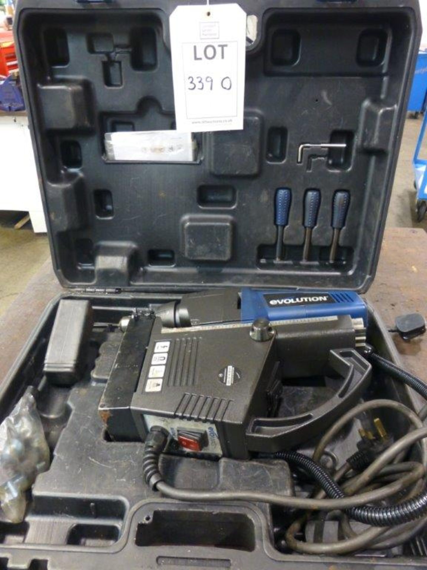 Evolution Evomag H142U magnetic drill with storage case