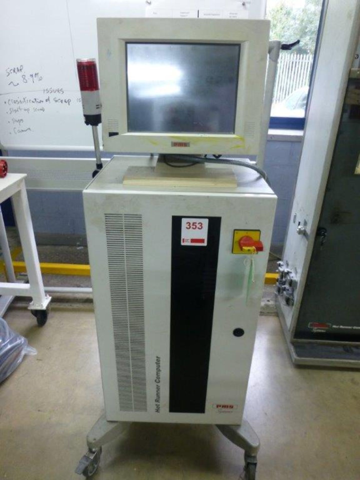 PMS Sytems K20-15 hot runner computer, serial No 008651-001 (2004)