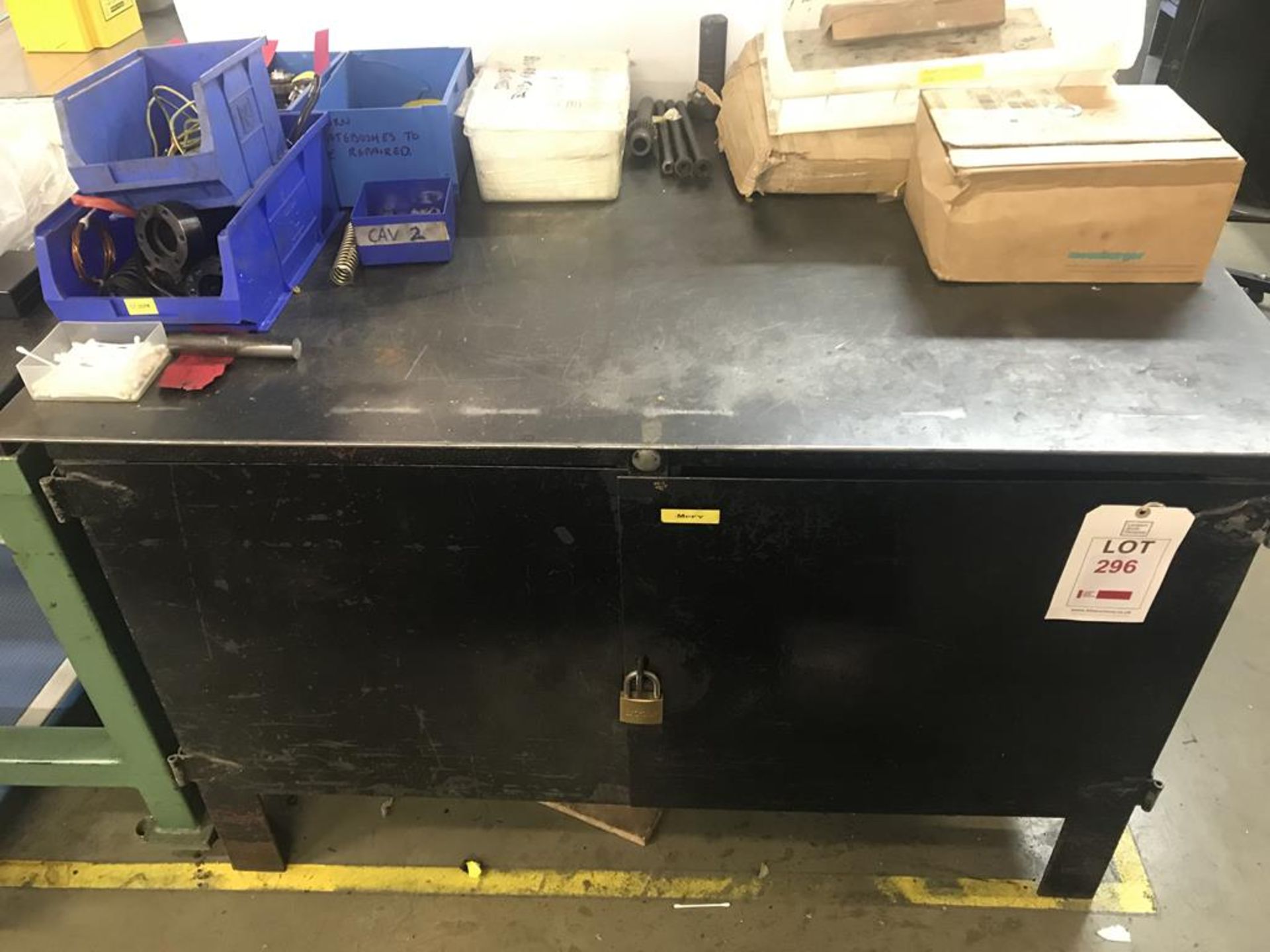 1260mm x 860mm x 830mm steel work bench with integral double door cupboard