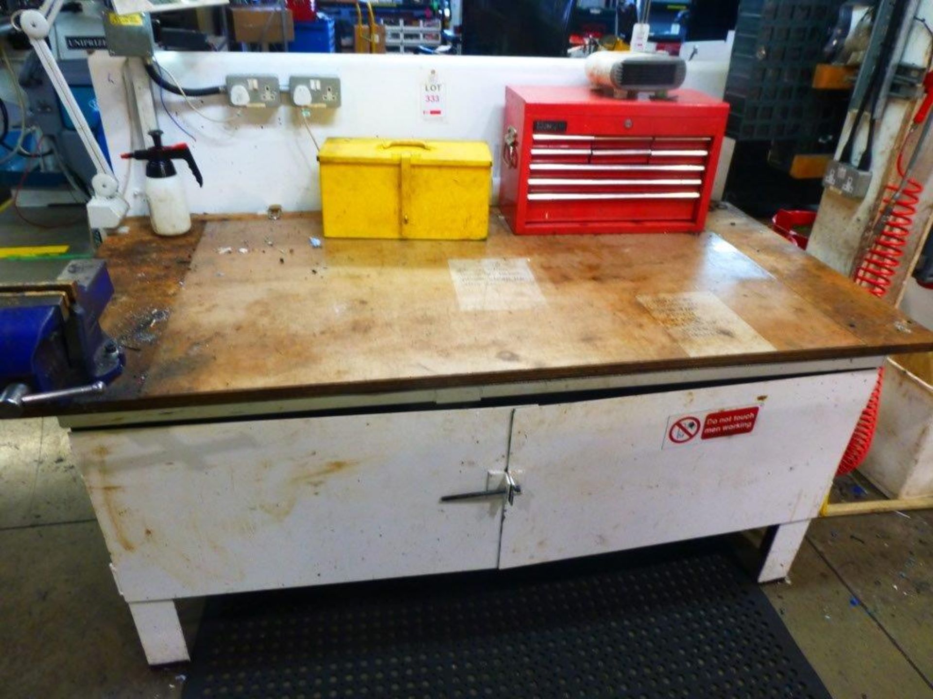 2, 2000mm x 1000mm x 800mm work benches with engineers vices