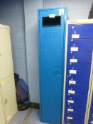 Single soiled garment locker unit