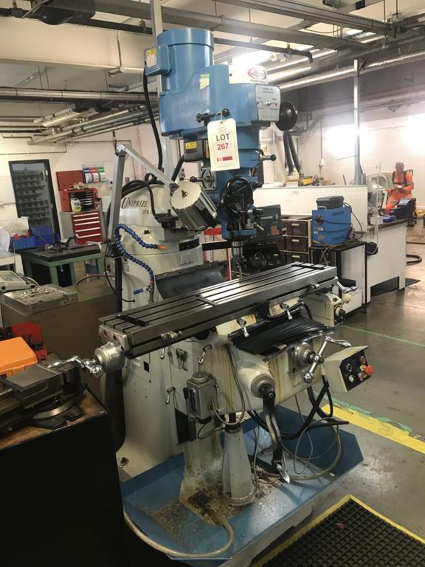 Uniprize UTM 3VS turret milling machine, serial No 6313 (2005) with EMC202M digital read out, 1065mm