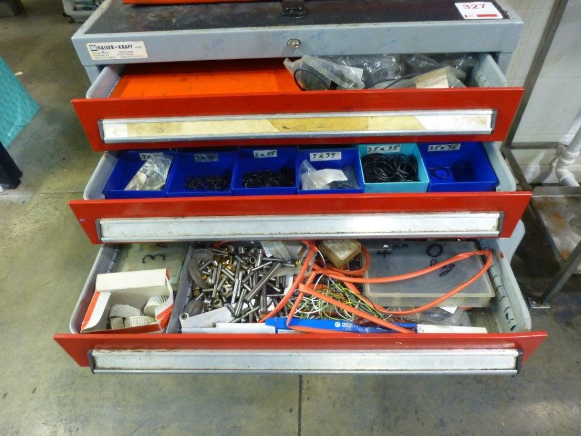 Kaiser Kraft 6 drawer tool cabinet and contents mainly o-rings and spares - Image 2 of 2