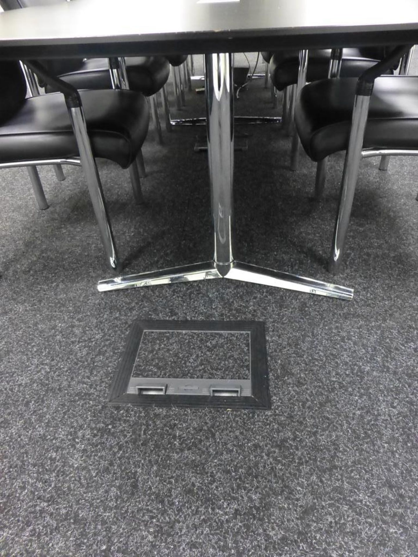 4.2m x 1.2m four section satin black finish barrel shaped boardroom table - Bild 3 aus 3