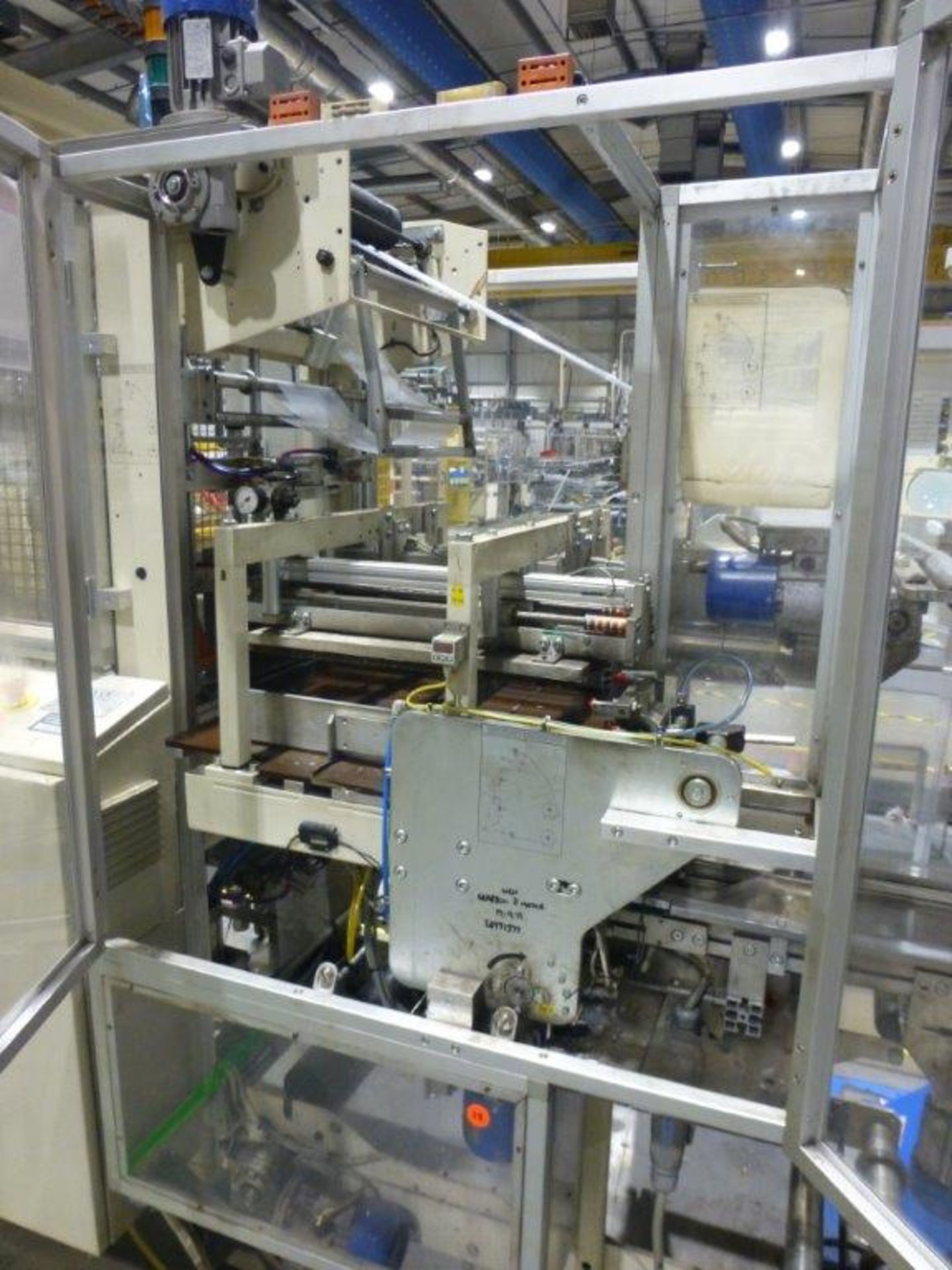 GIMA 897 DVD multi case wrapper, serial No 89740A0 (2003) with case flip station, film unwind - Image 3 of 4