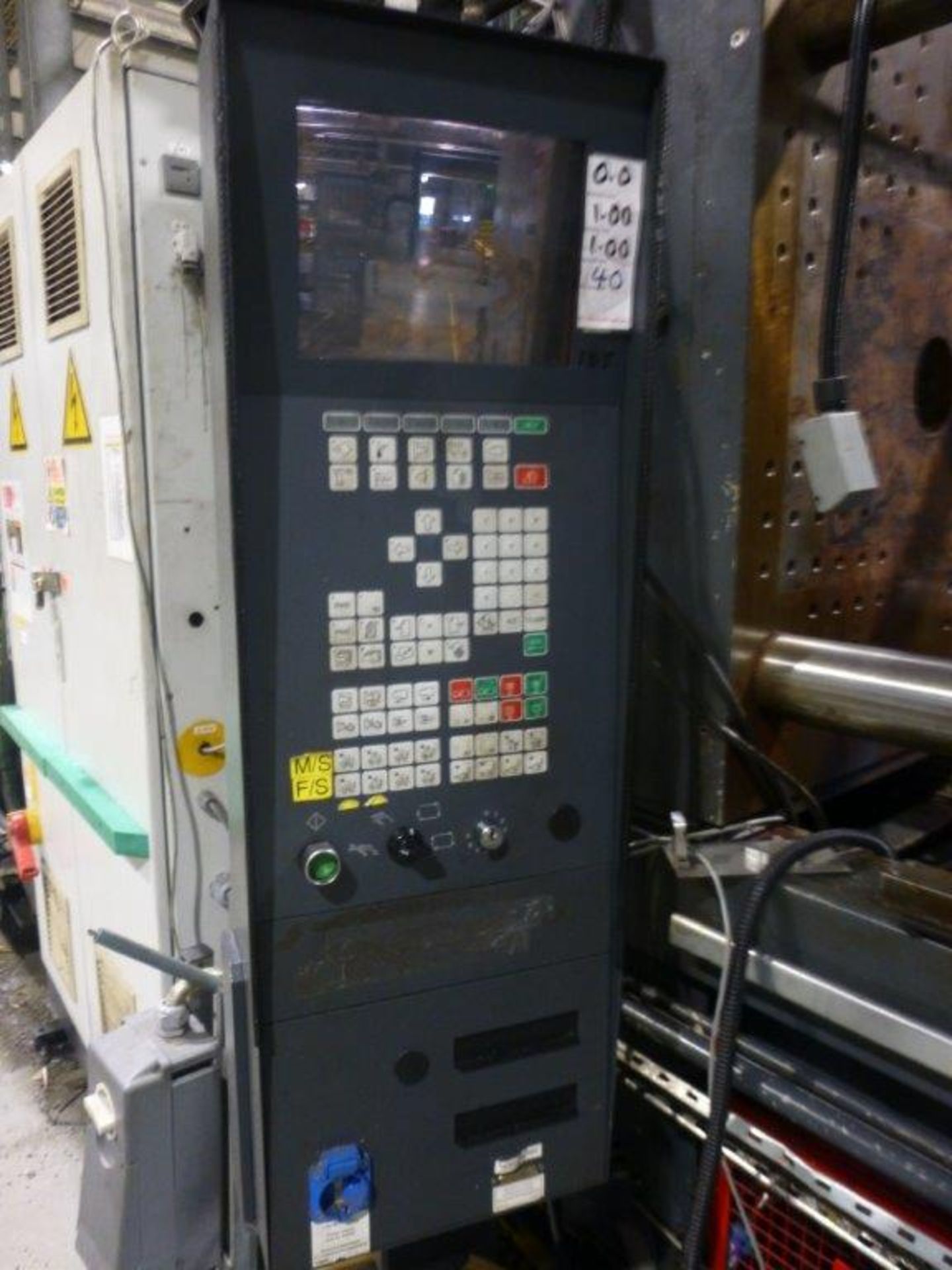 Ferromatik Milacron K-Tec 400S CNC Plastic Injection Moulding Machine Serial No. 570058 (2000) - Bild 5 aus 7