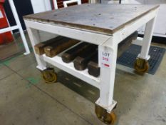 1000mm x 1000mm x 860mm heavy duty mobile work table