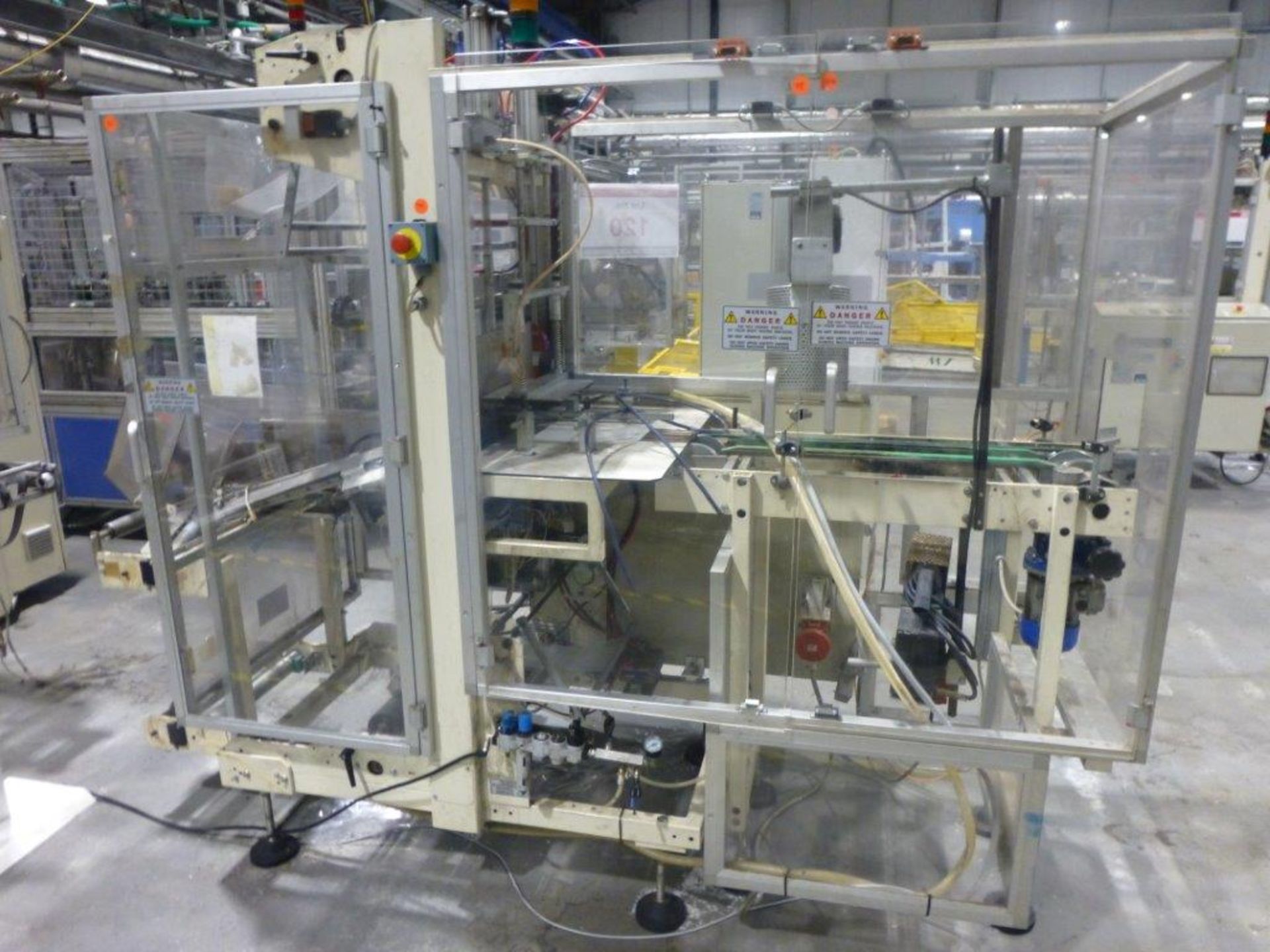 Gima 888 DVD multi case wrapper, serial No 88823H0 (2002) with 2 Leister hot air units. Please note: - Image 3 of 4