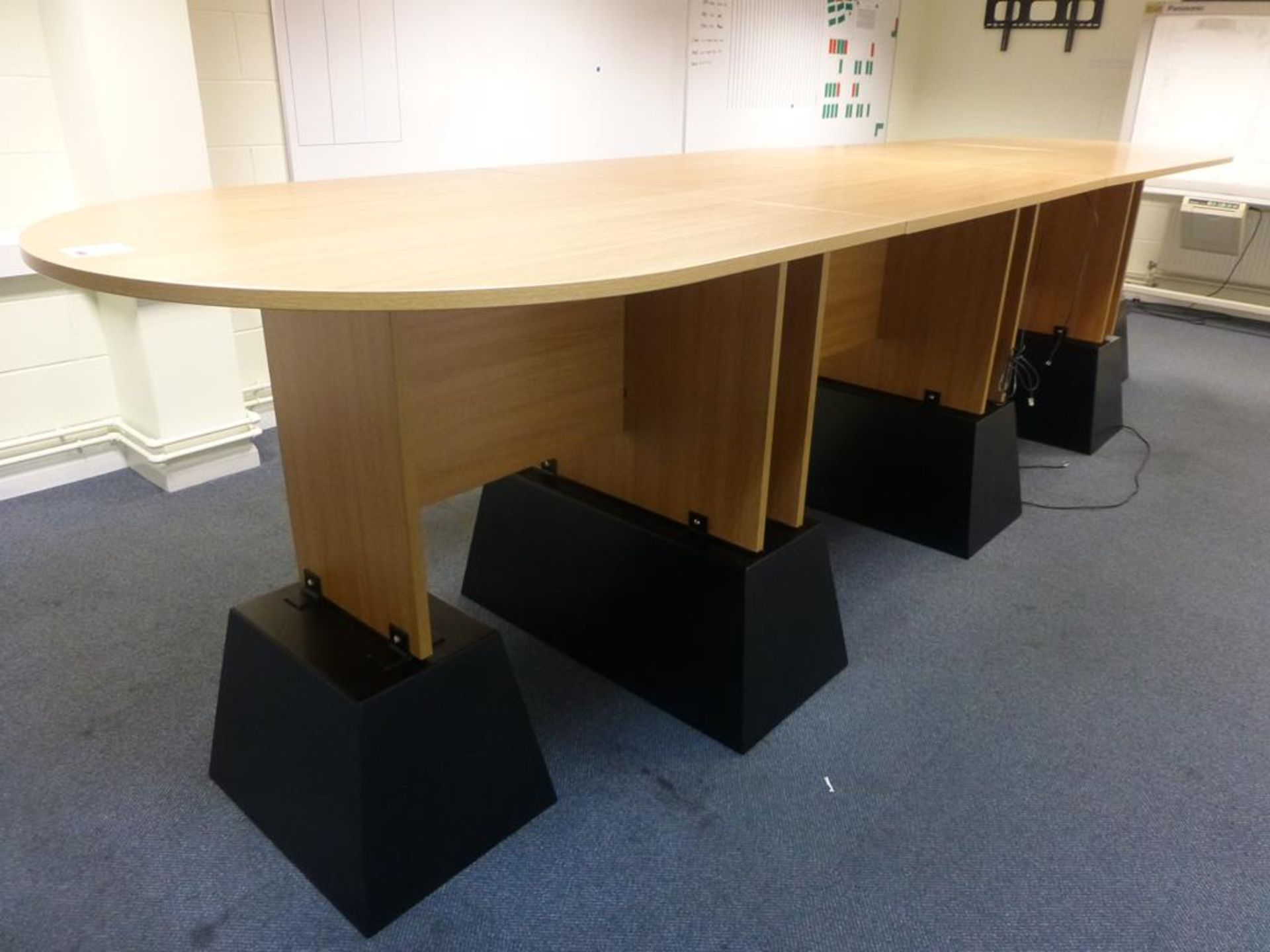 4 section cherry effect D-end stand-up meeting table 4800mm x 1200mm with 5 steel 400mm risers and - Image 3 of 4