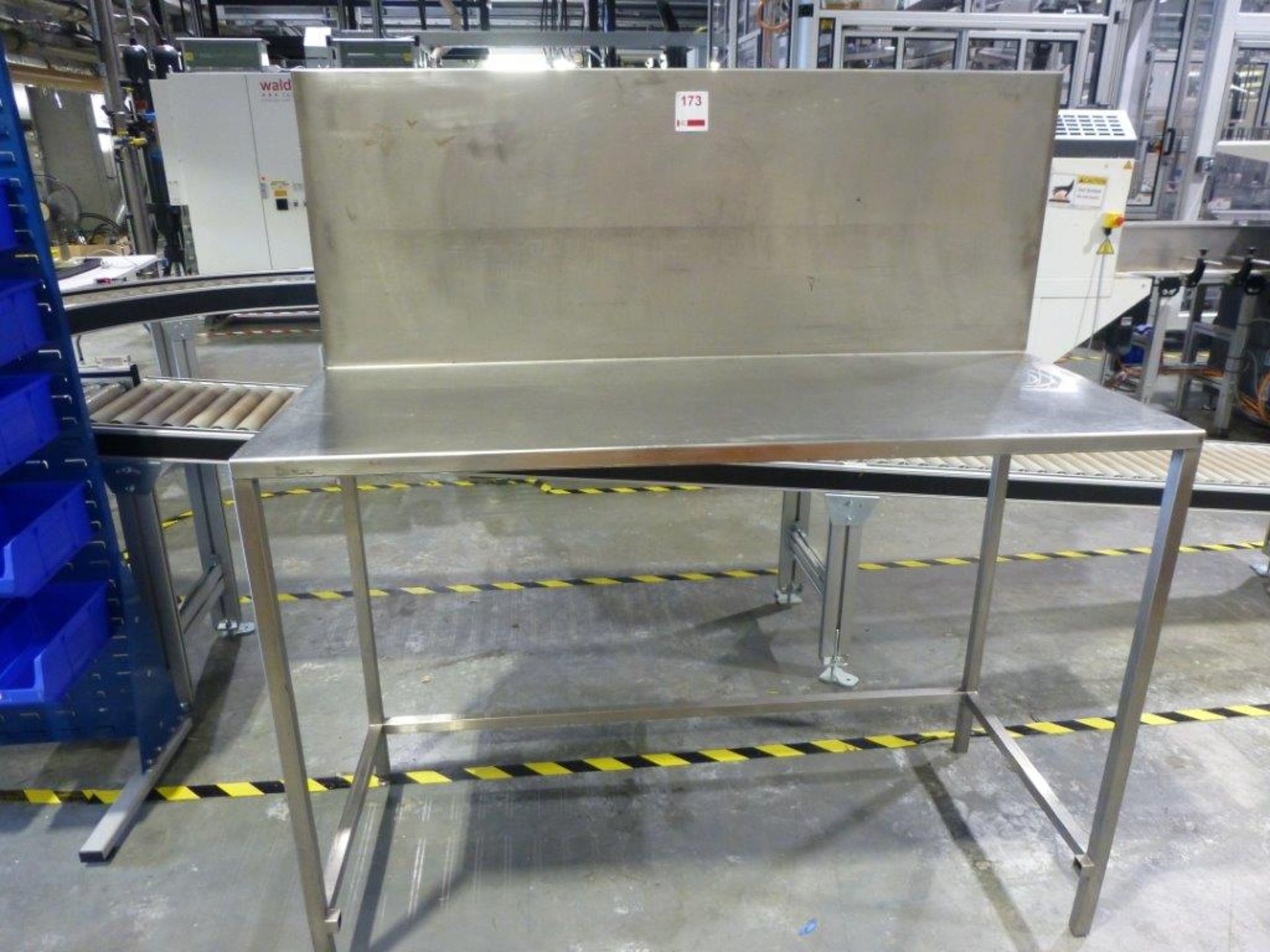 1500mm x 600mm x 1060mm stainless steel table with splashback panel