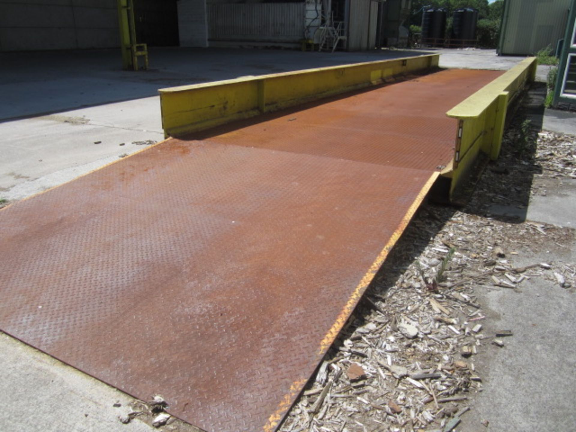 Libra/Sensacor surface mounted w/b a/g SC20 vehicle weighbridge, serial no: 8197, 15m length, - Image 3 of 5