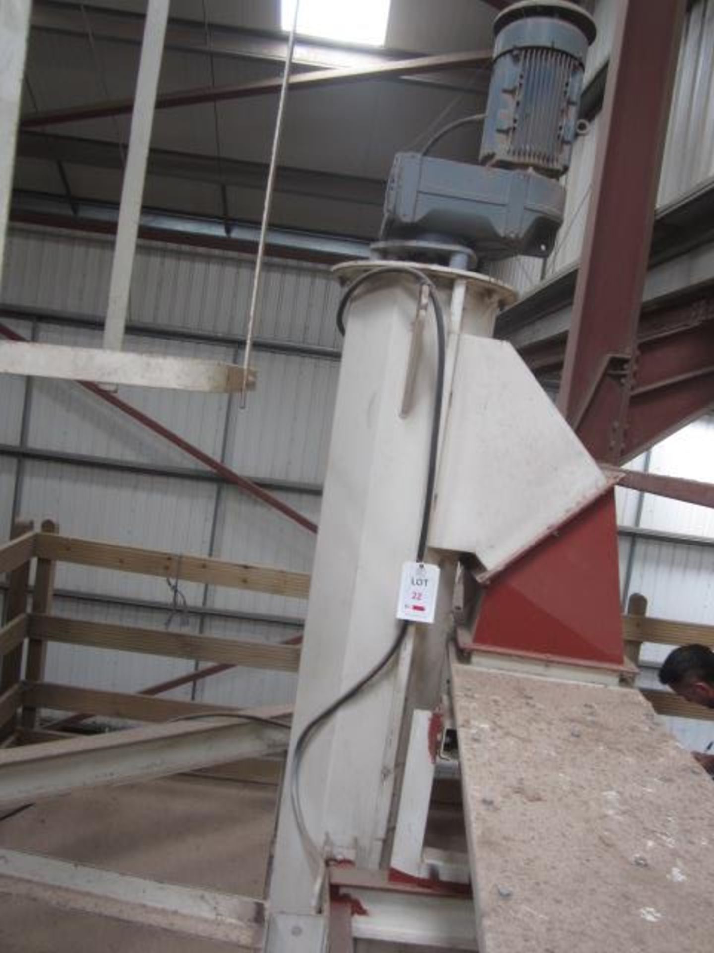 PST V8420 vertical auger screw conveyor, height approx. 8m x 400mm dia, serial no: 1031U16 (2010),