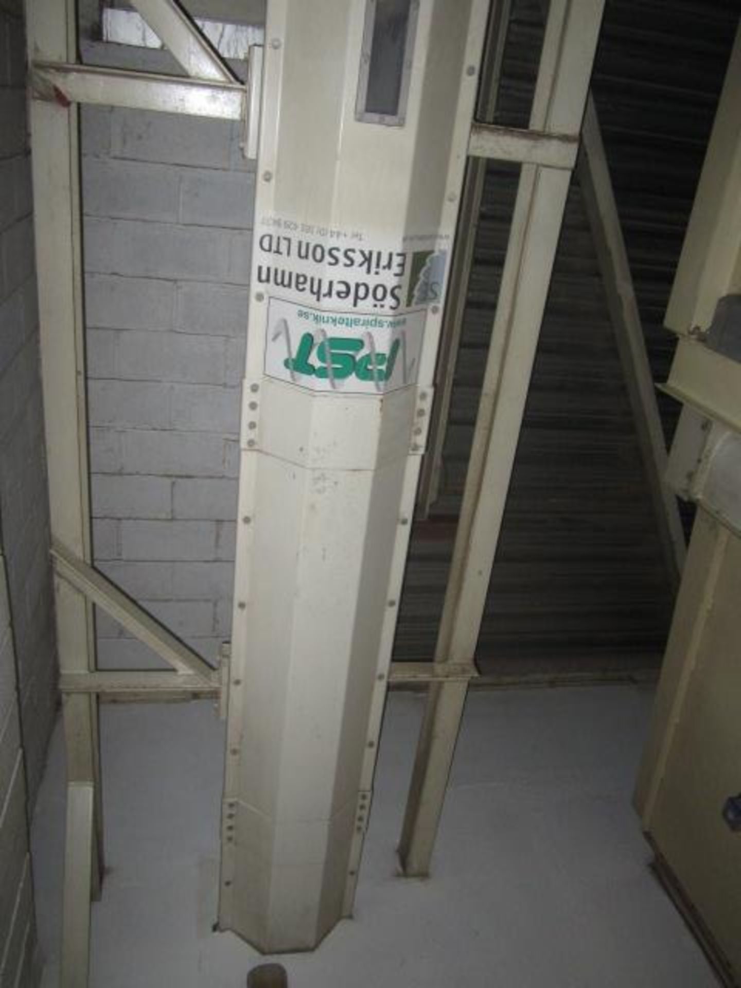 PST V8420 vertical auger screw conveyor, height approx. 8m x 400mm dia, serial no: 1031U16 (2010), - Image 4 of 5