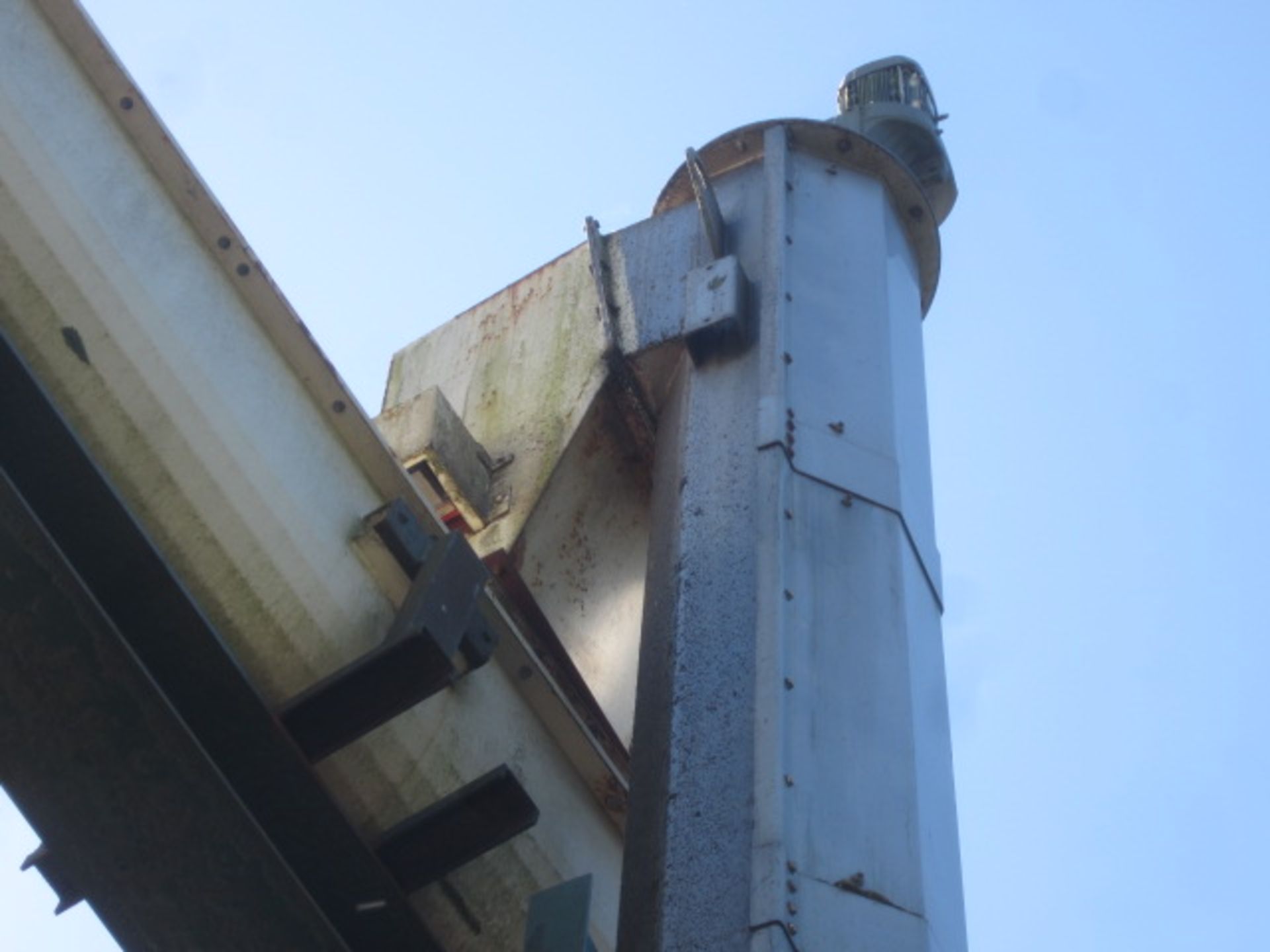 Unnamed vertical auger screw conveyor, make, model & serial no. too high to read, approx. height - Image 4 of 4