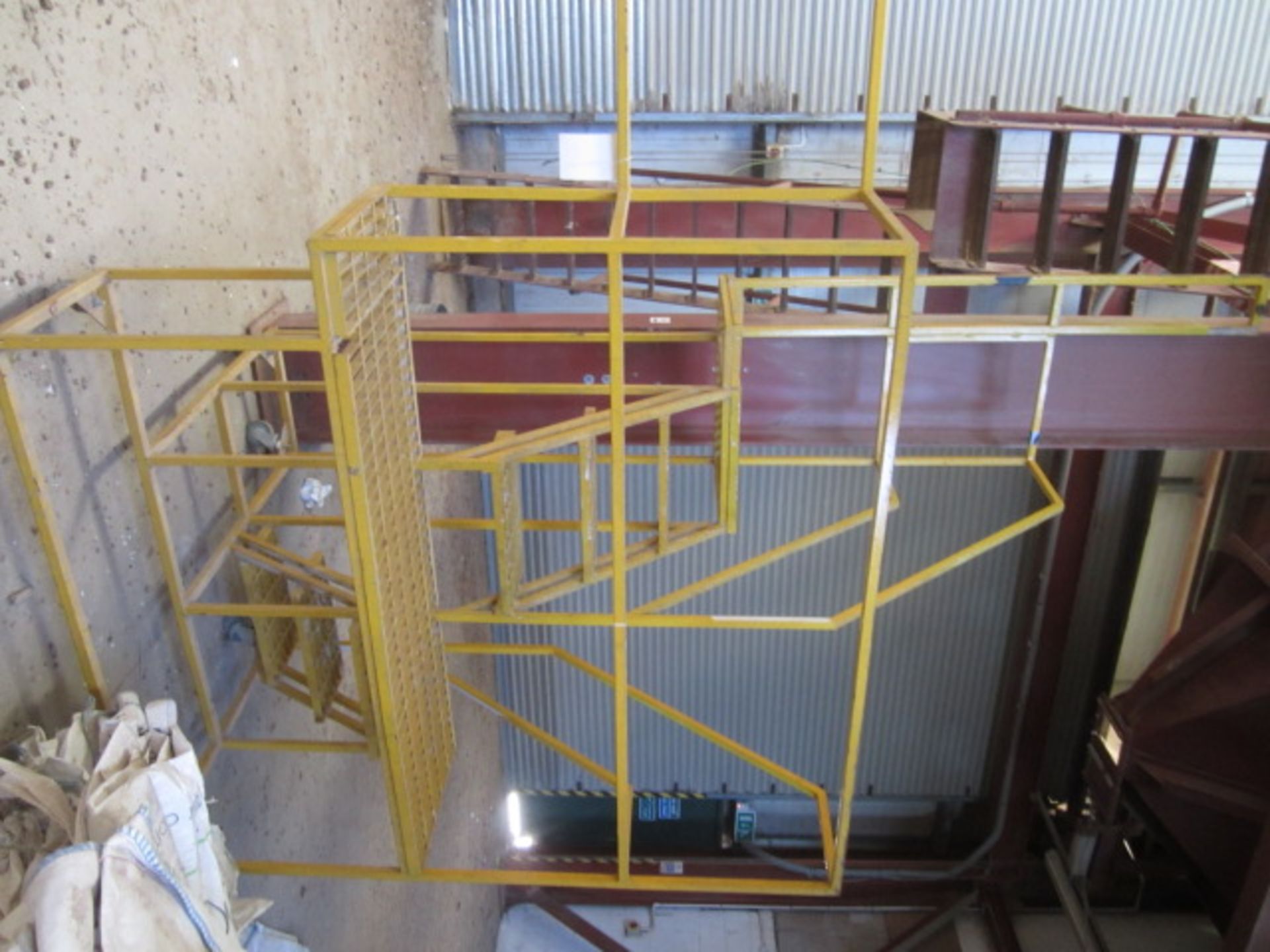 Mobile twin level safety steps/access gantry - Image 2 of 2