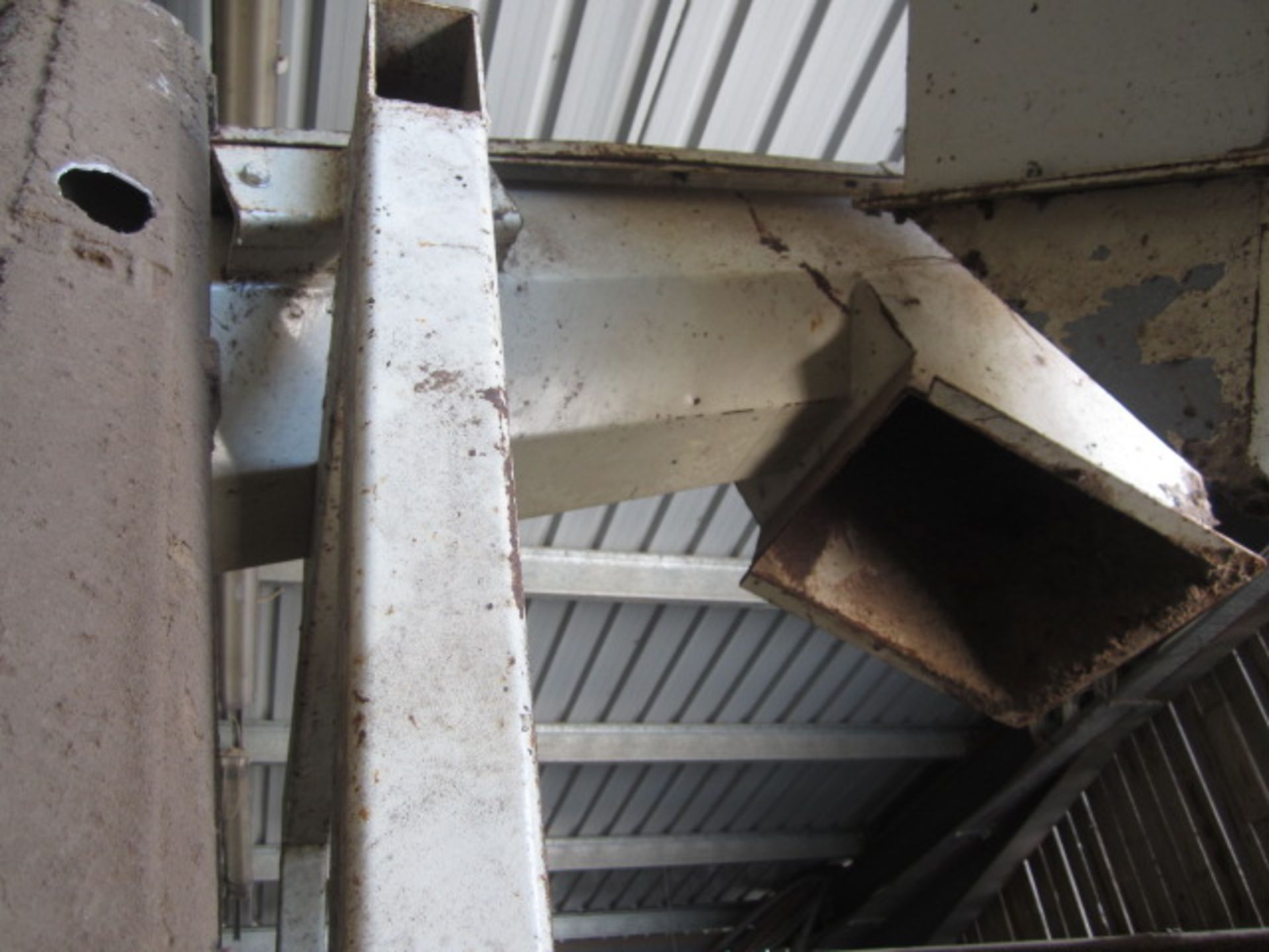 Unnamed elevating auger screw conveyor, approx. 4.5m x 350mm. **A work Method Statement and Risk - Image 3 of 3