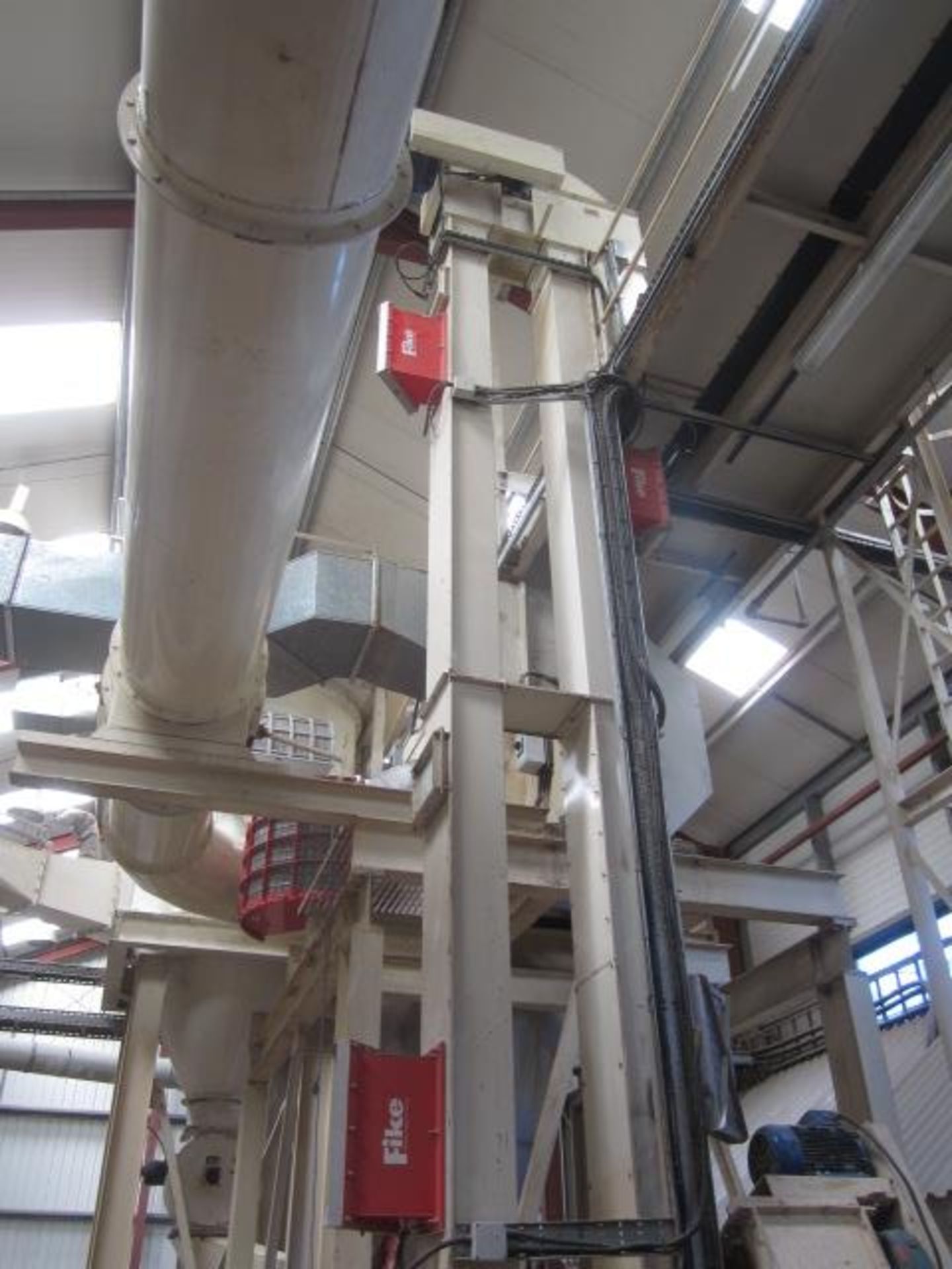 Unnamed bucket elevator, approx. 8m height, with 4 fitted Fike Ele-Quench flameless explosion vents, - Image 2 of 8