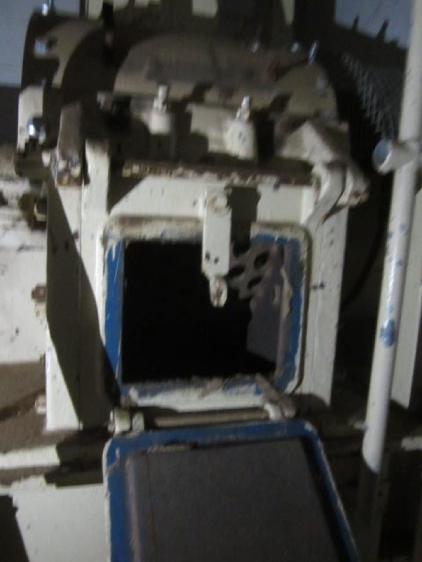 American Pulverizer Co, model 30x16WH pulveriser/hammer mill/ring mill, serial no: 8082. - Please - Image 3 of 6