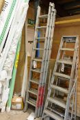 Aluminium triple extension, 28 tread ladder (please note: this lot is located at the Salisbury