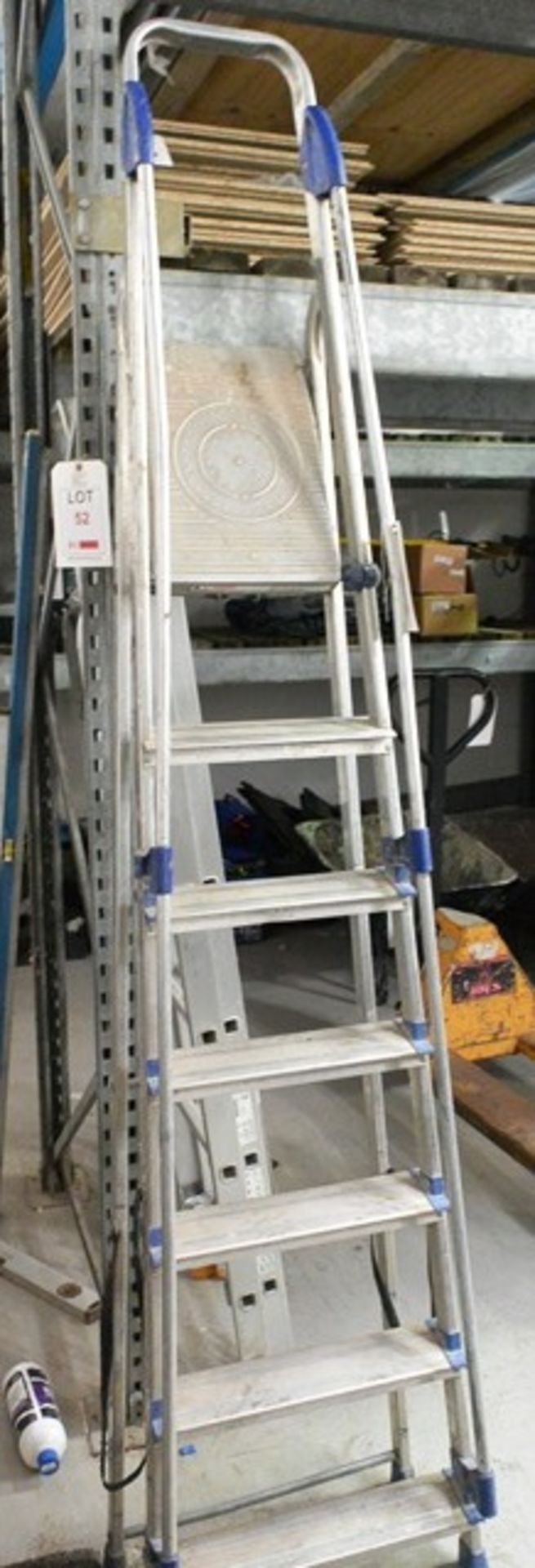 Aluminium A frame, 7 tread ladder (please note: This lot is located at the Swindon premises)