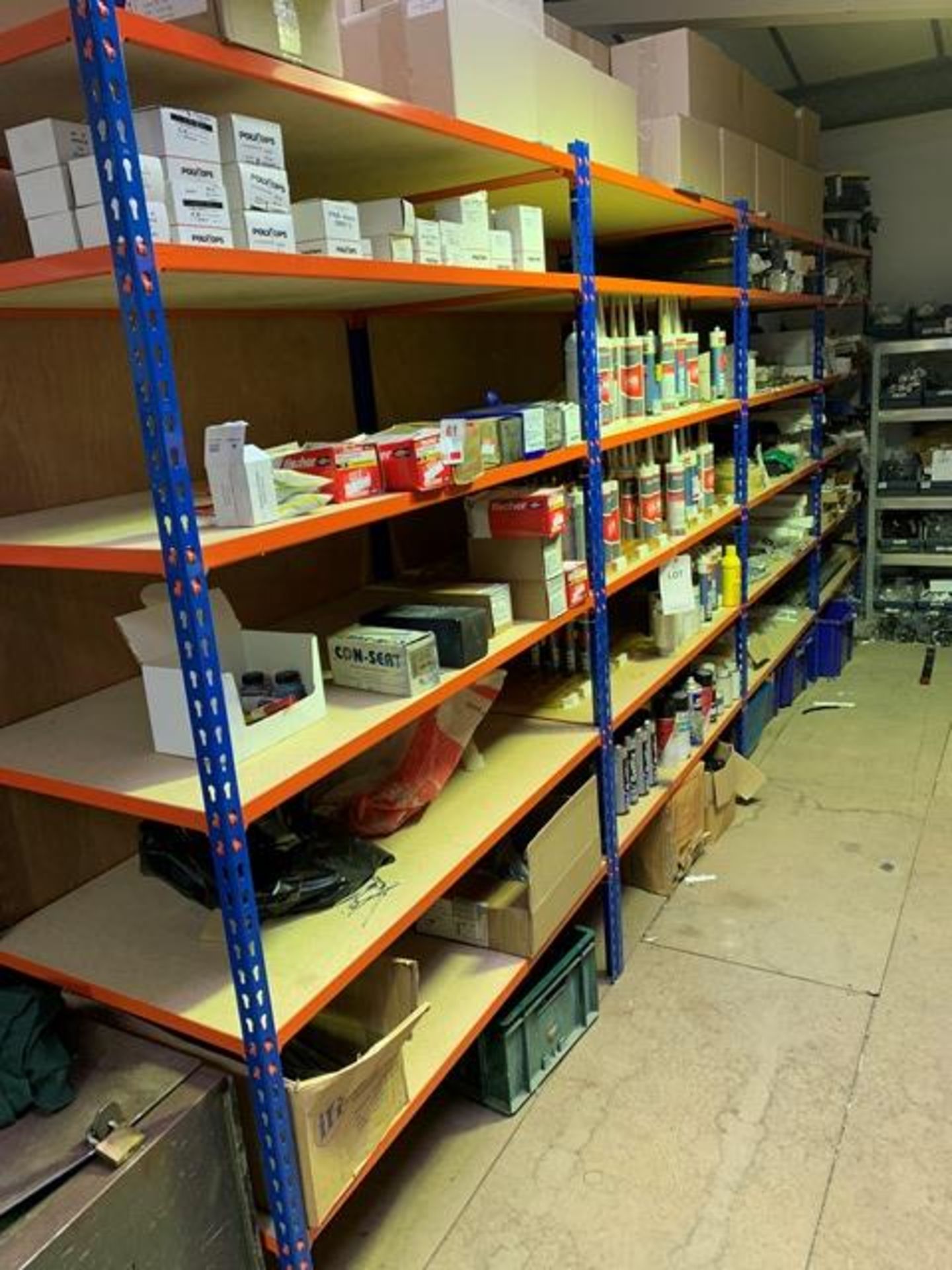 4 bays of medium duty warehouse racking 200cm x 190cm x 62cm deep complete with 5 shelves. NB -