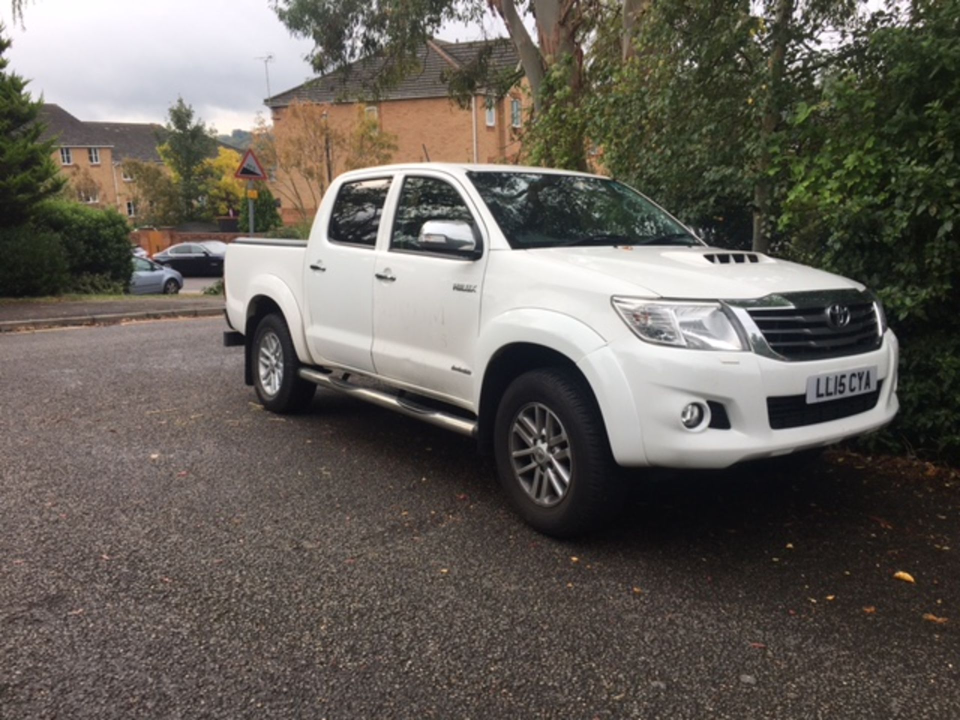 Toyota Hilux double cab pick up, registration LL15 CYA, DOR 1.5.2015, mileage 143,686, V5 present...