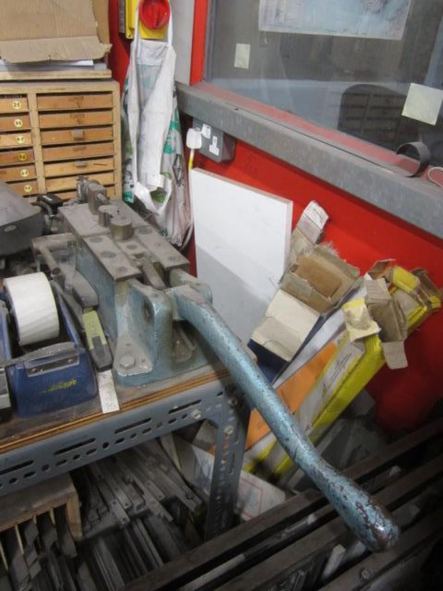 Woodley Engineering bench top manual shear and bench top manual bender - Bild 2 aus 2