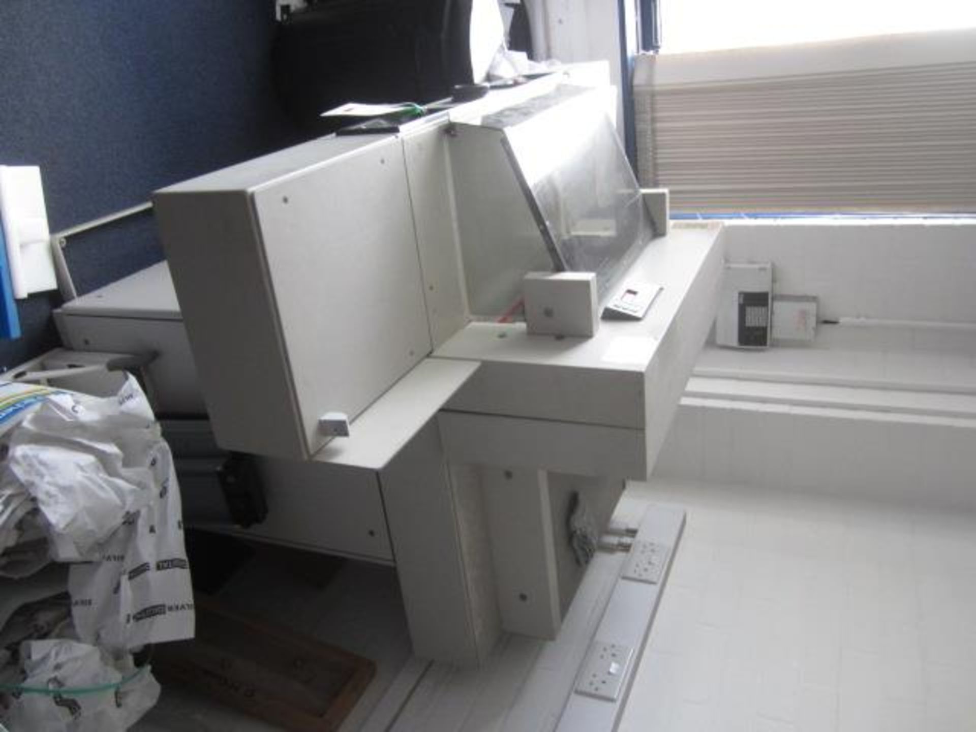 Ideal 5221A manual operated paper guillotine, service 52218178, blade width 520mm (Please note: A - Image 4 of 4