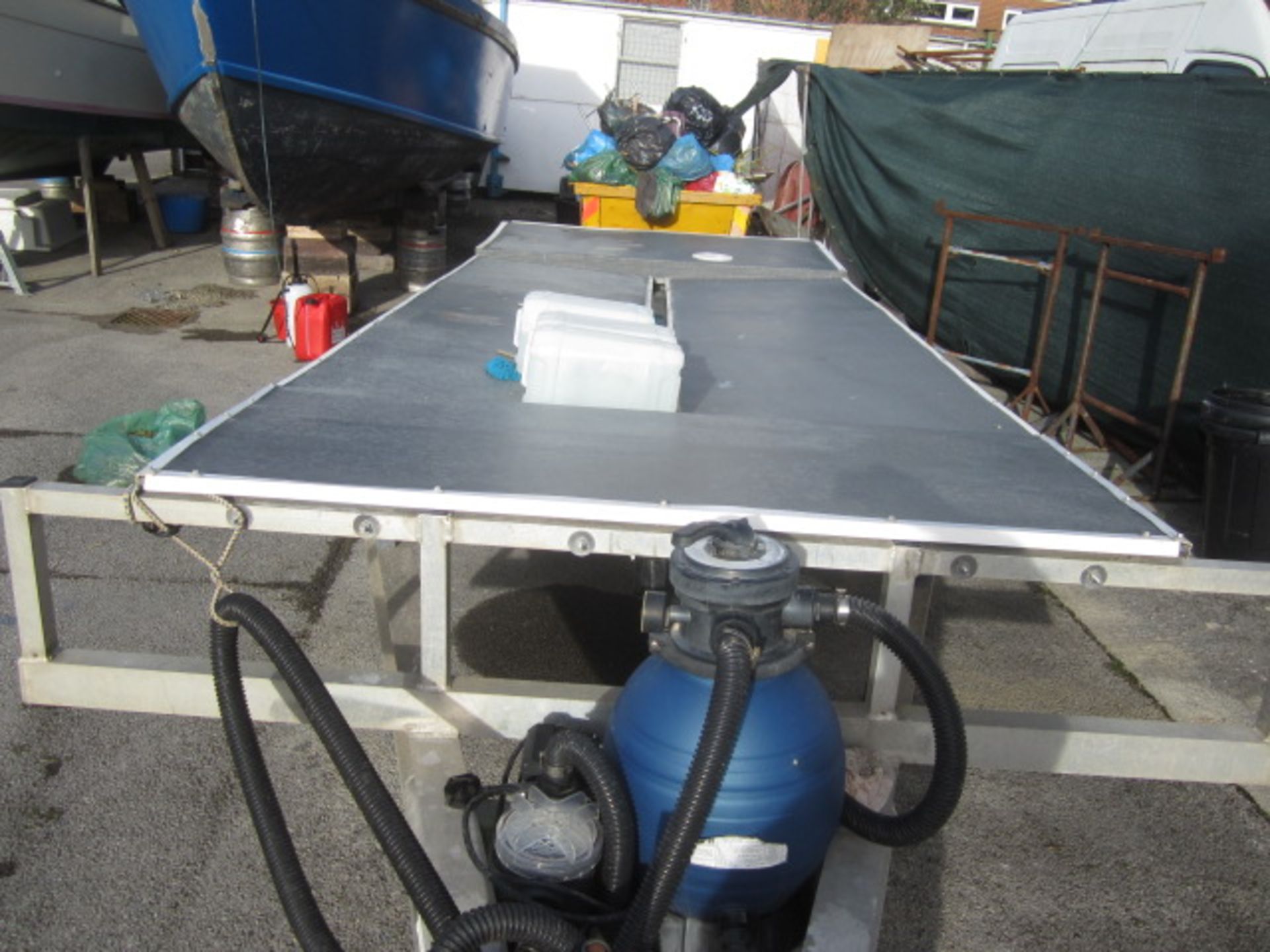 Twin axle bespoke manufactured wash down trailer with fitted waste tank, drainage, recycling - Image 3 of 10