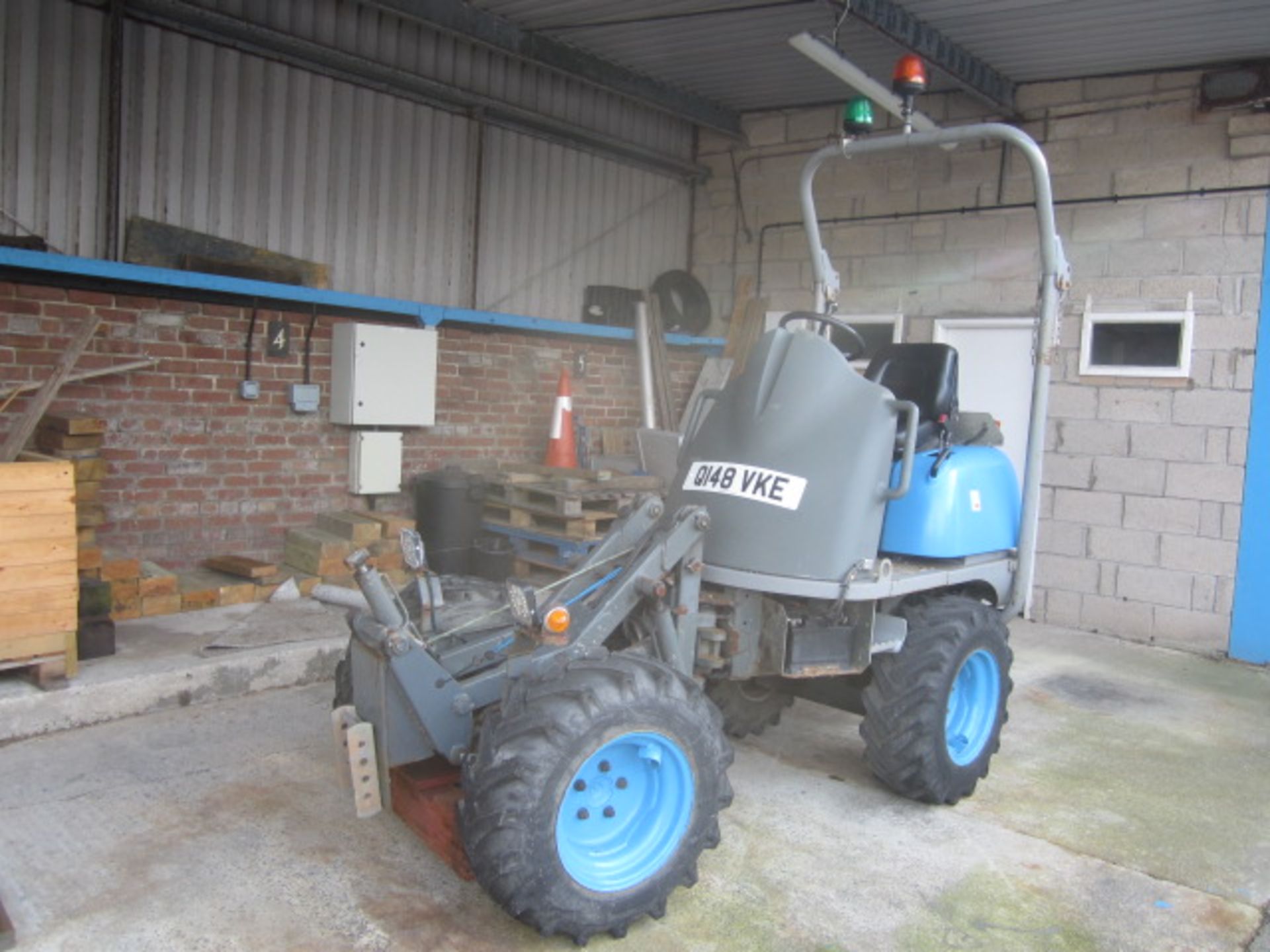 Newson Lifting converted dump truck, type 1001, serial no. BB001431, max weight unload 1165, max