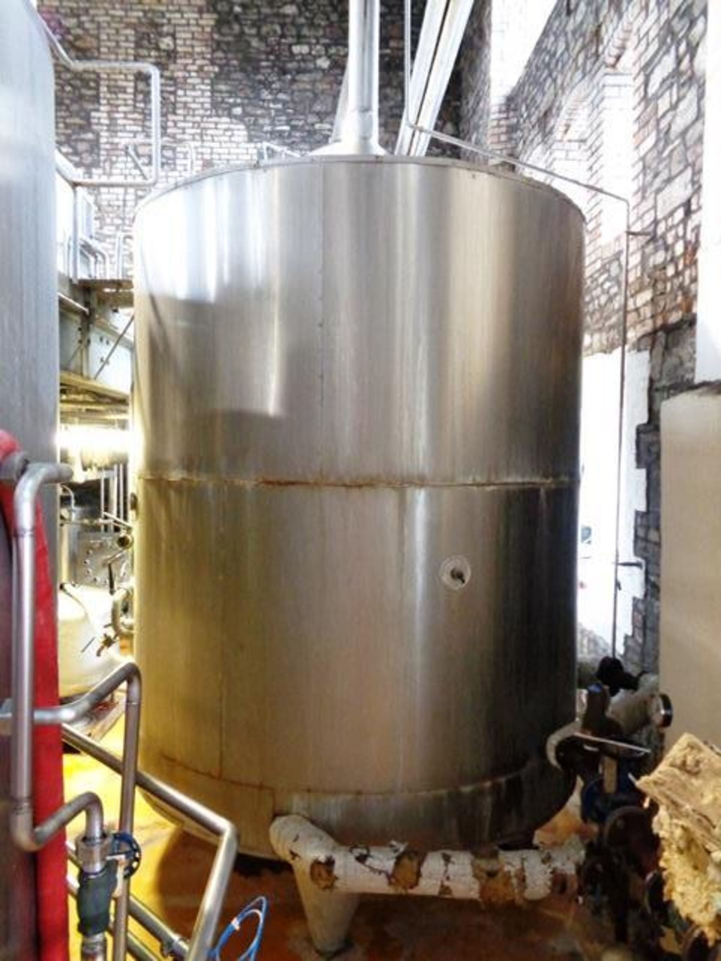 Stainless steel framed jacketed 40 barrel hot copper tank, 2400mm dia x 2800mm height (3300mm to - Image 3 of 5