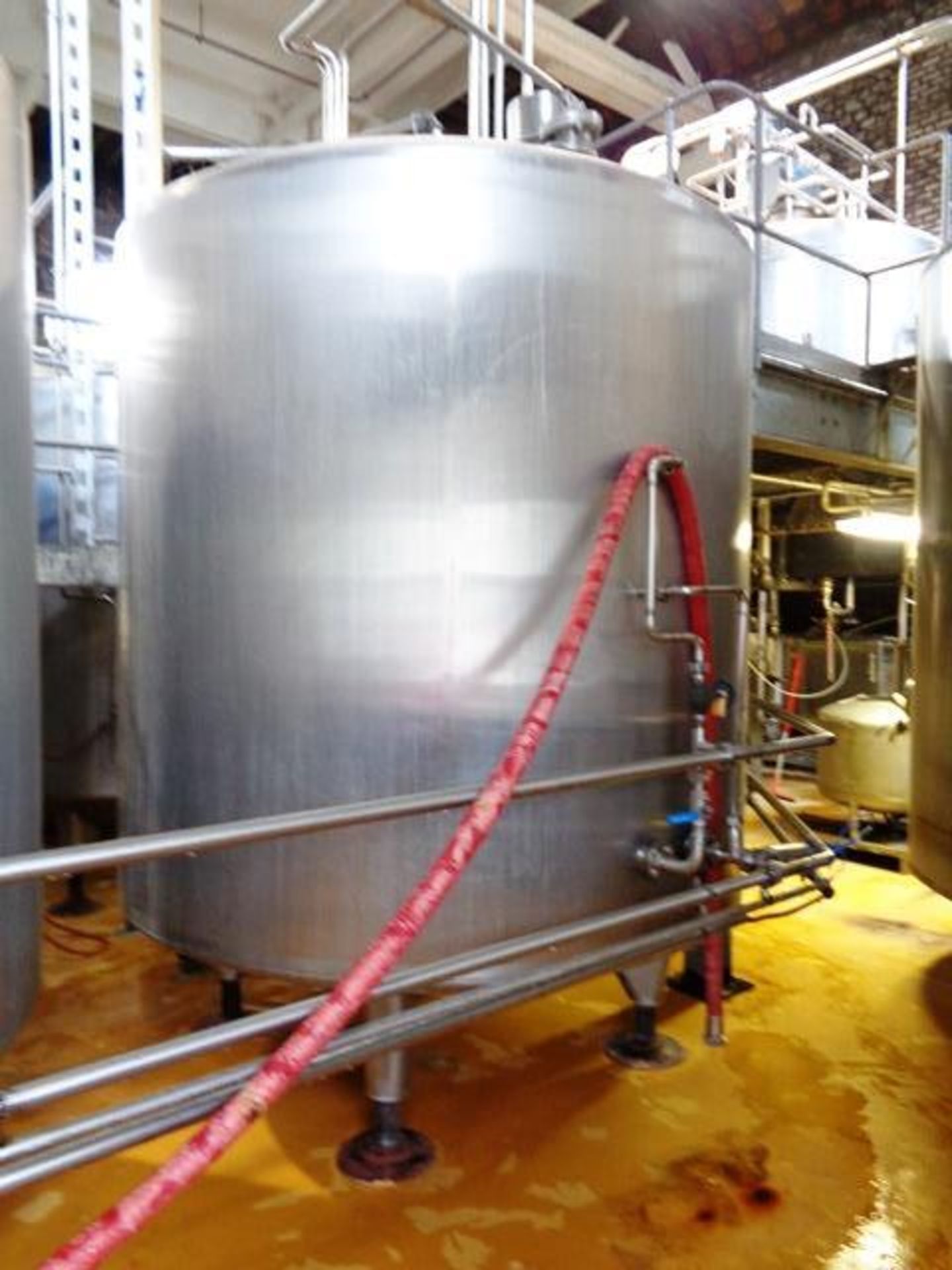 Stainless steel jacketed 40 barrel FV fermenting tank, approx 2400mm dia x 2500mm height (3000mm - Image 3 of 4