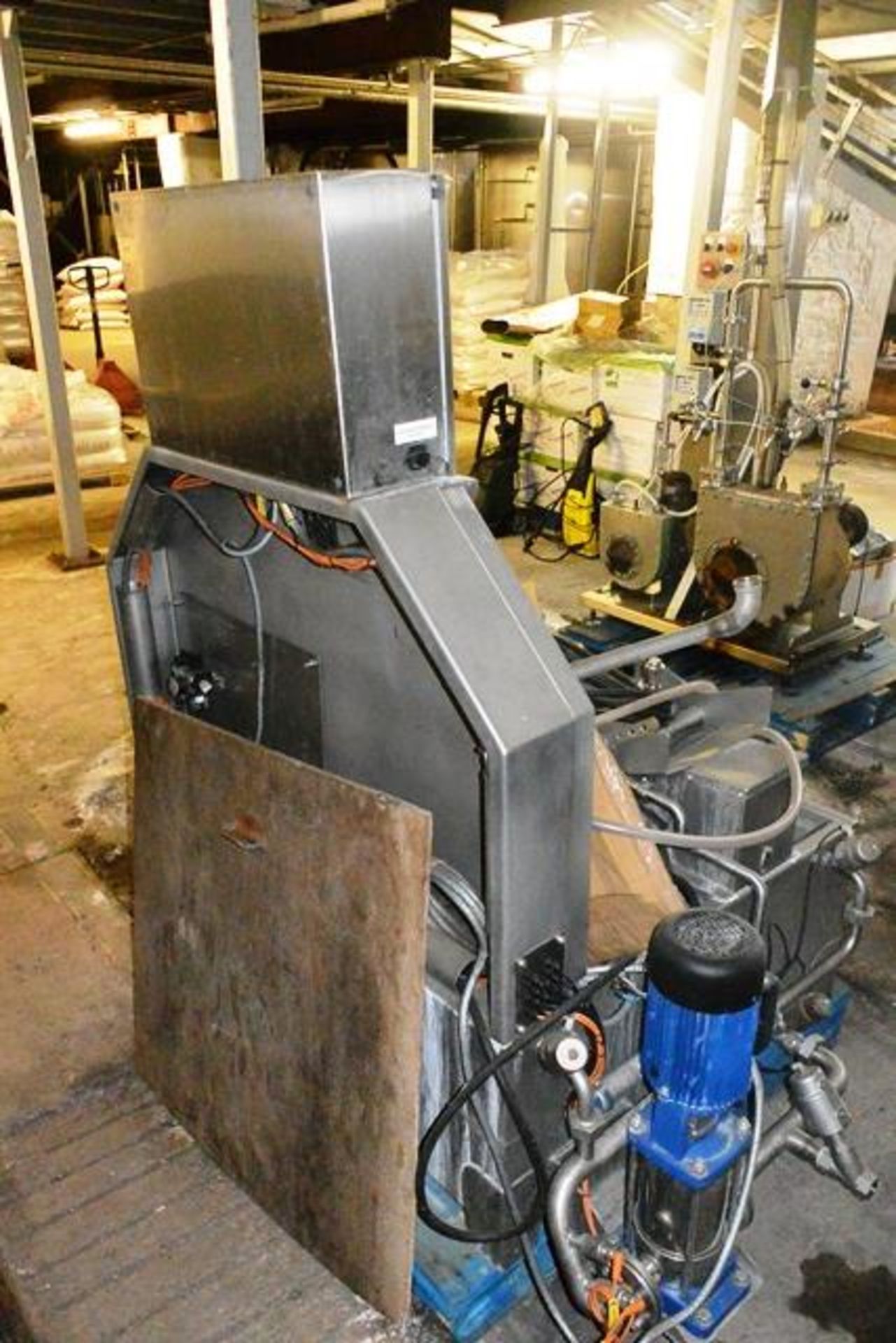 Microdat twin keg cask washer (3 phase), with associated pipework and power cable (as per lot - Image 5 of 6