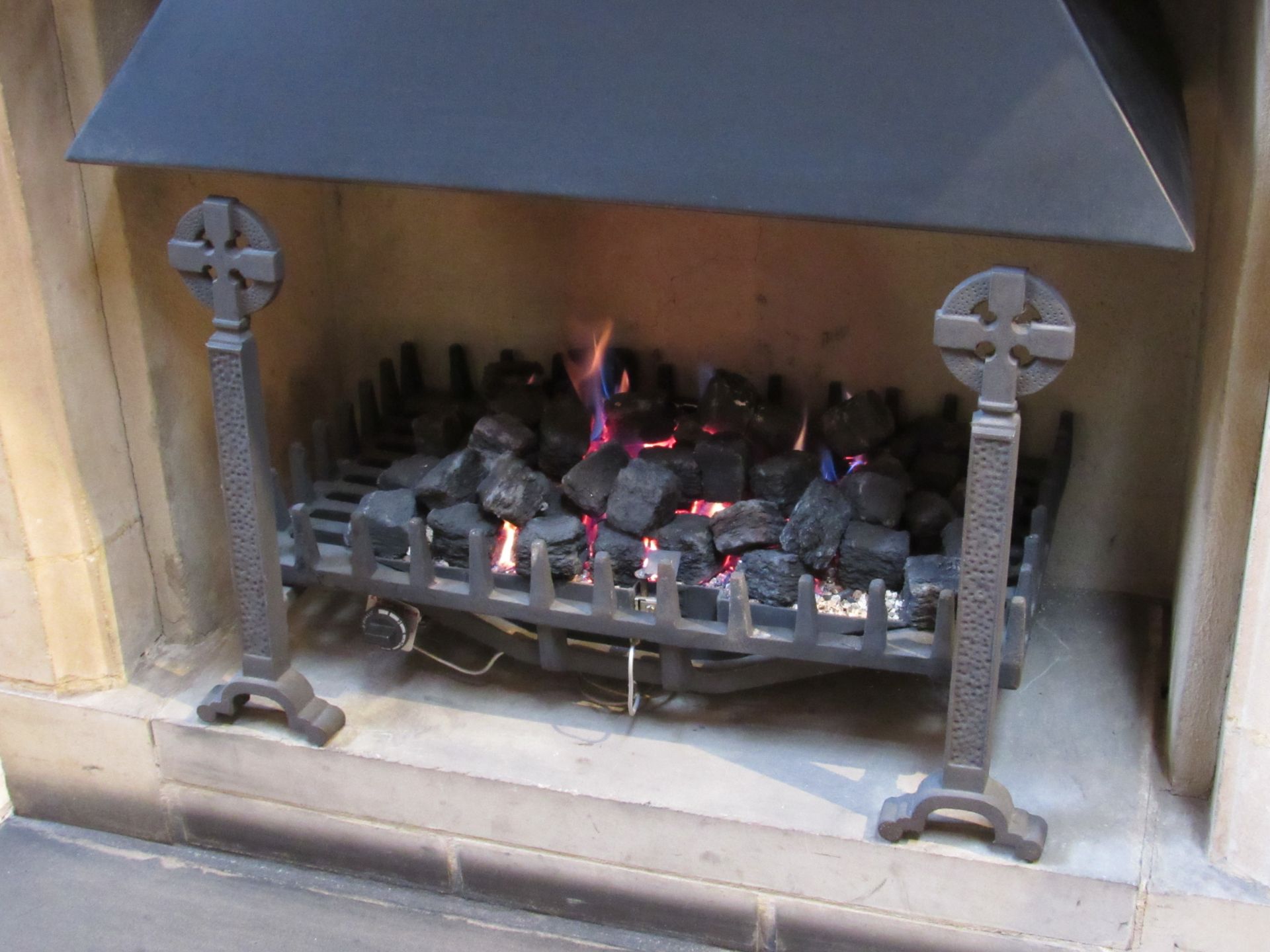 Gas Fire, Fire Grate, 700mm and hood - Image 3 of 4