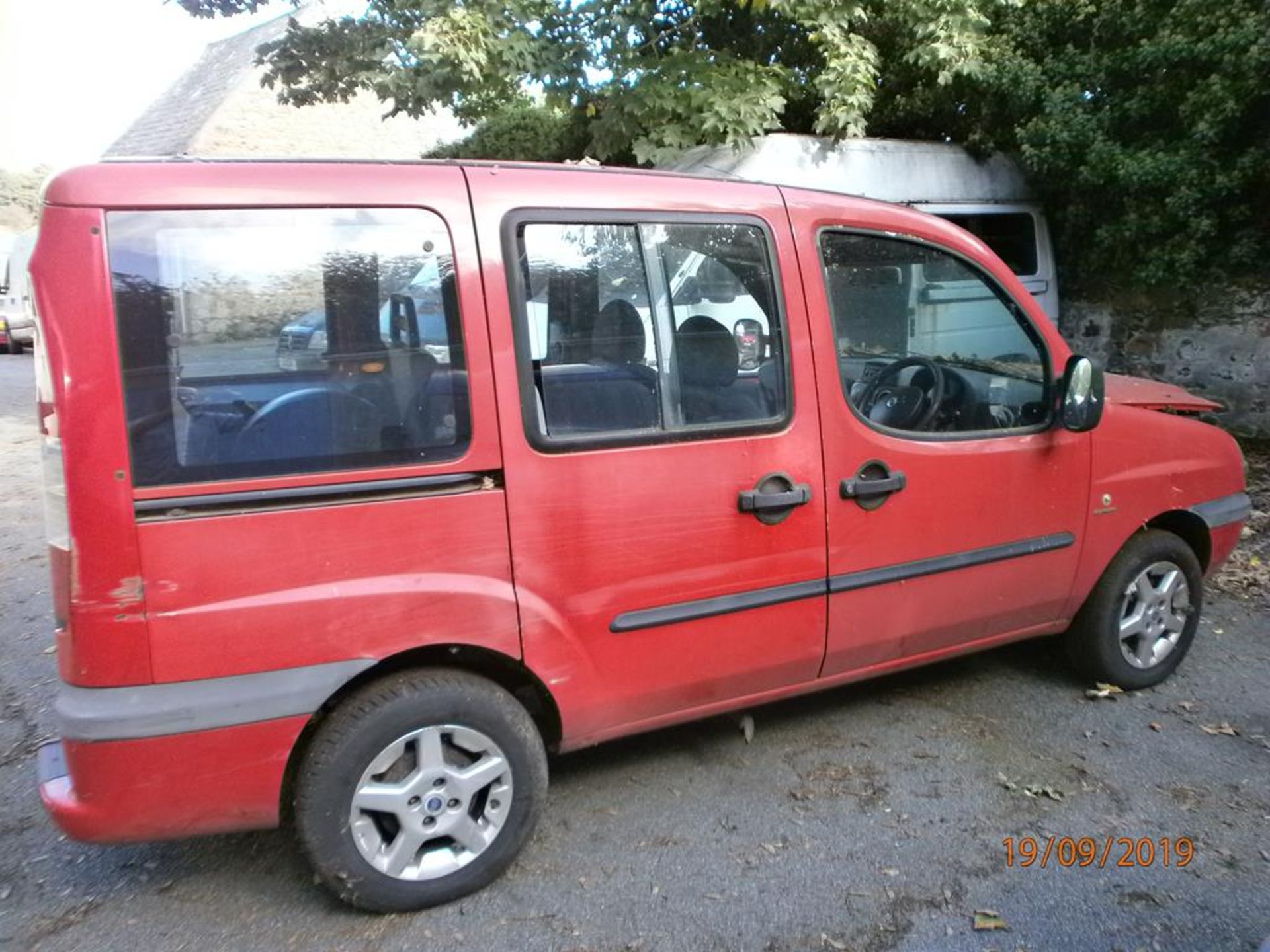 Fiat Doblo Aspen 1.9D MPV - Image 2 of 5