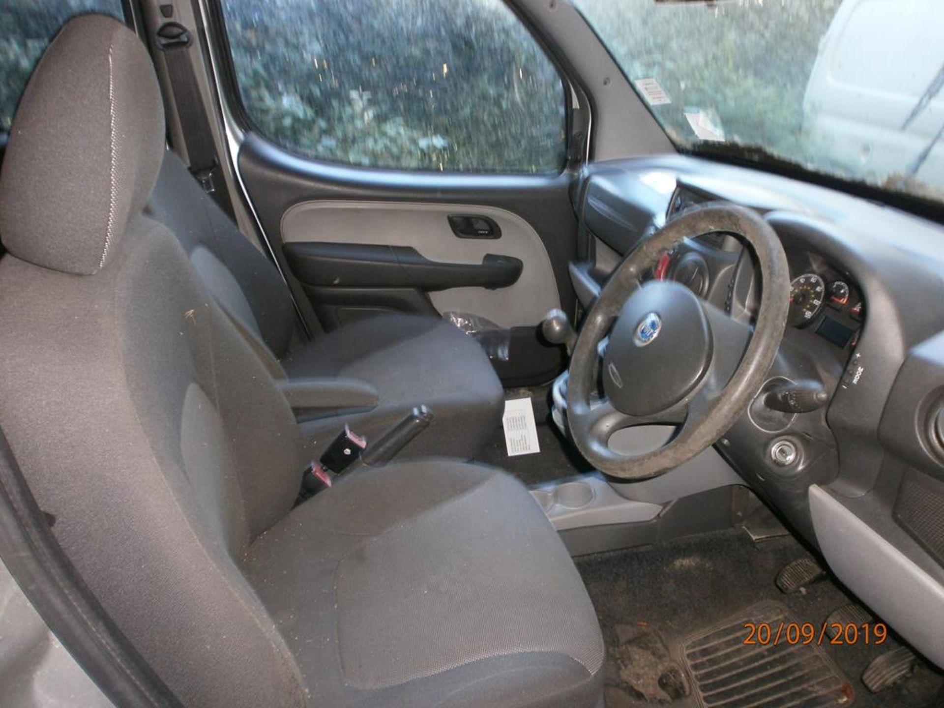 Fiat Doblo Aspen 1.9D MPV - Image 5 of 6