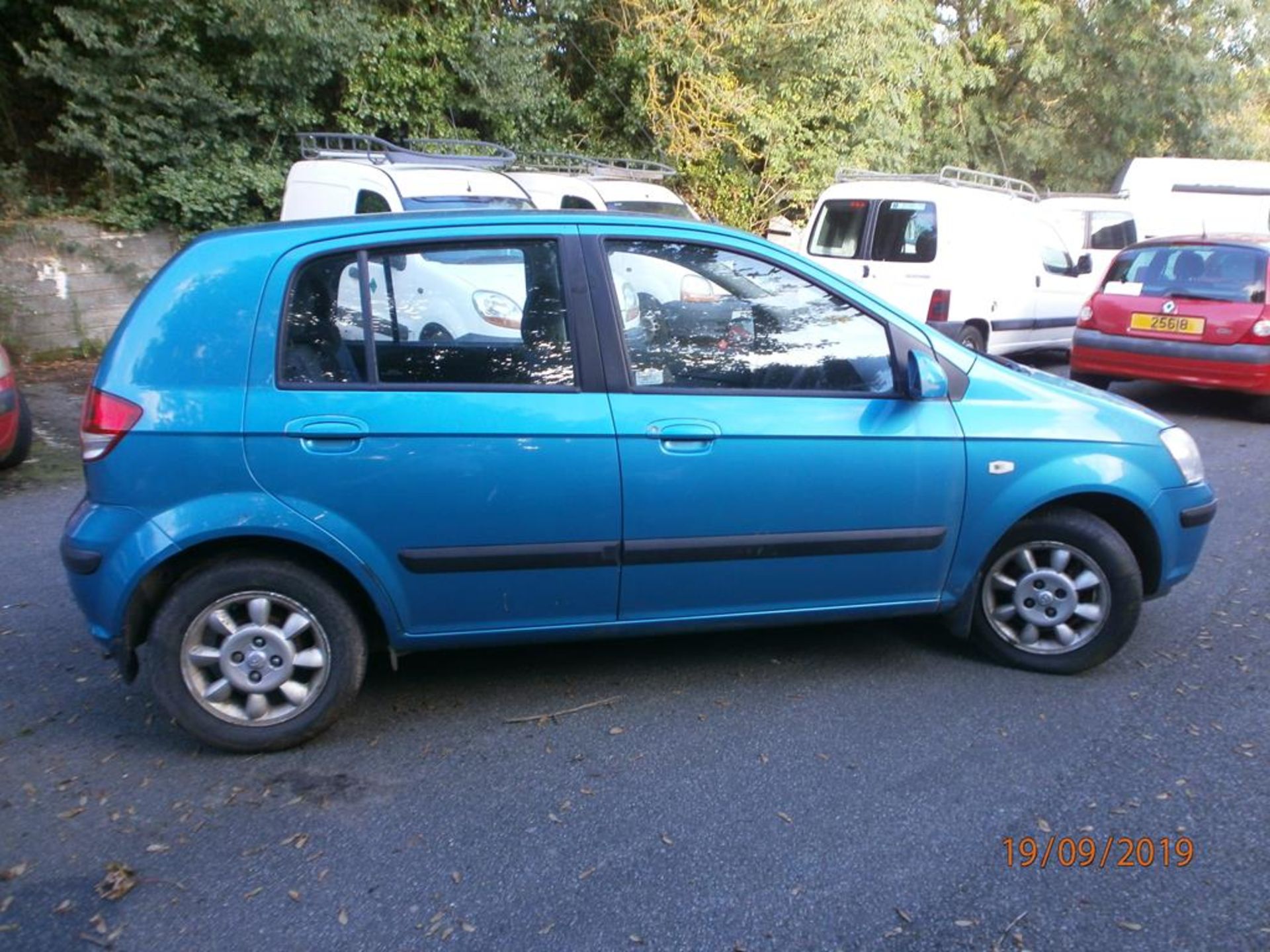 Hyundai Getz 1.3CDX 5 Door Hatchback - Image 2 of 5