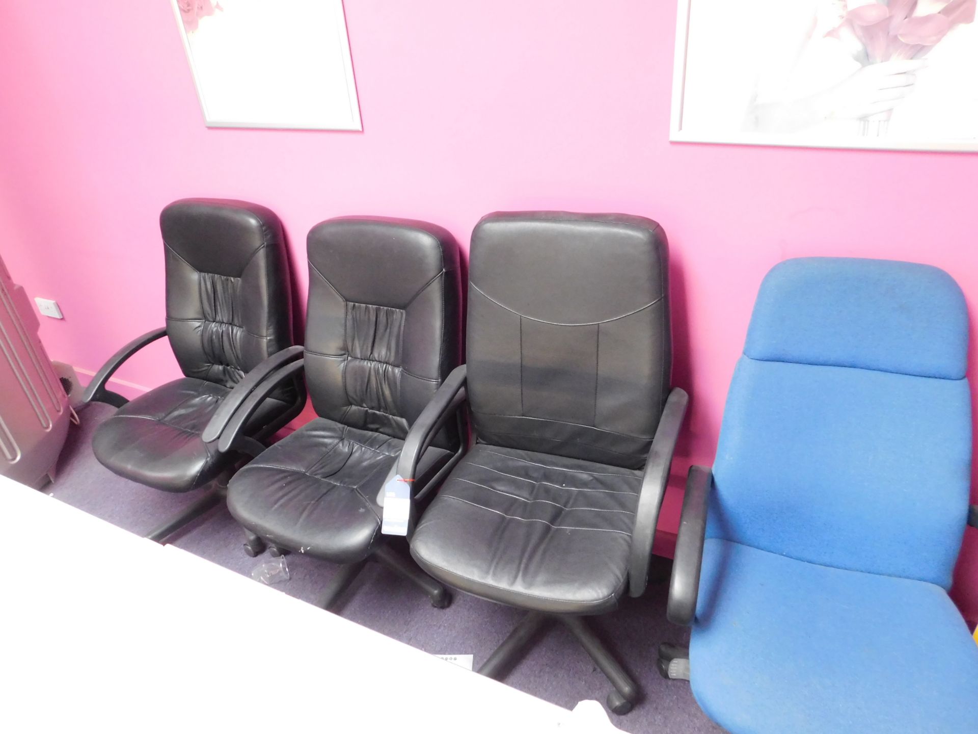 4 x Assorted swivel chairs