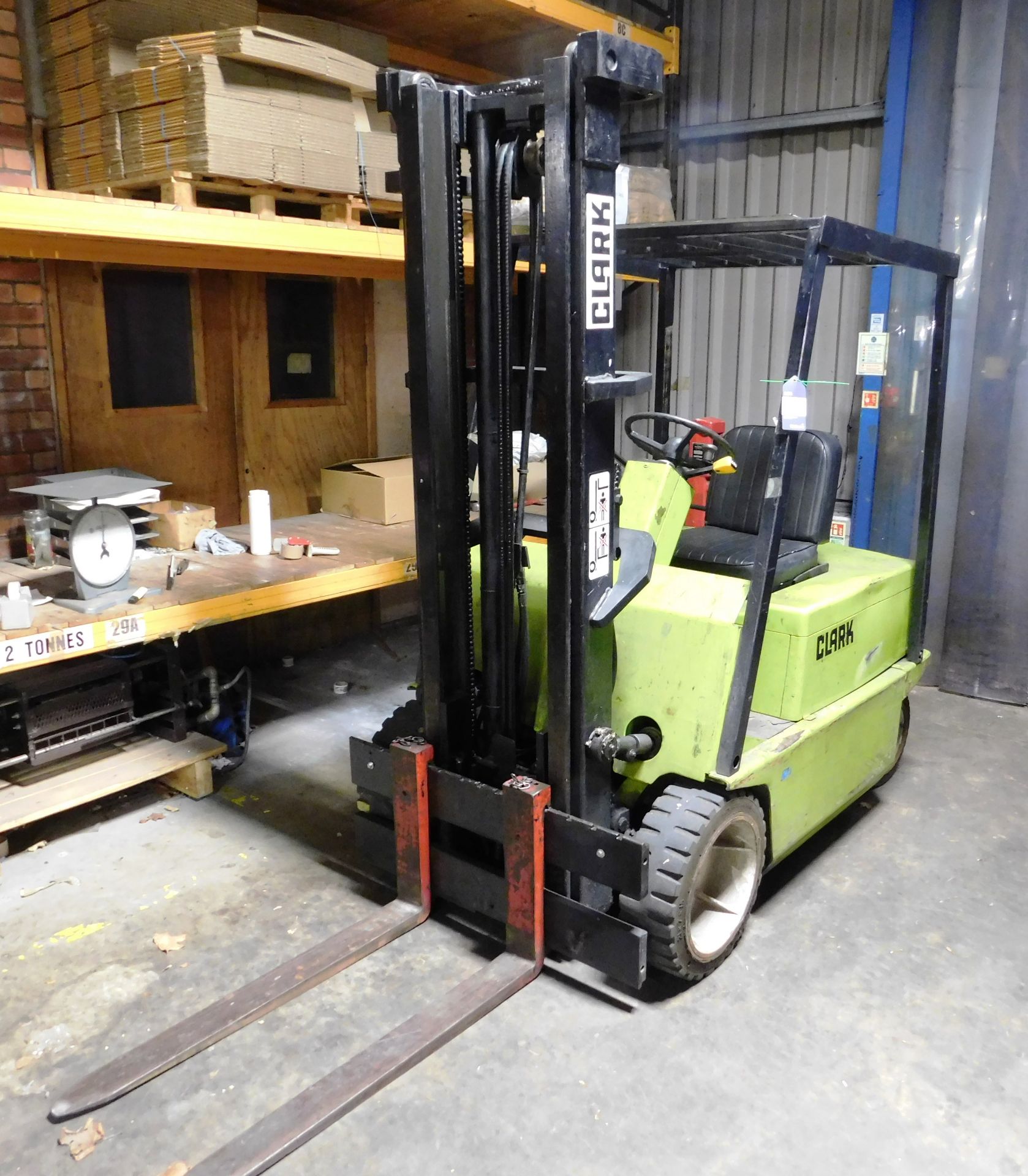 Clark EM20 Electric Forklift Serial Number EM265-1147-GEF-5285 (1435 Hours) **please note delayed