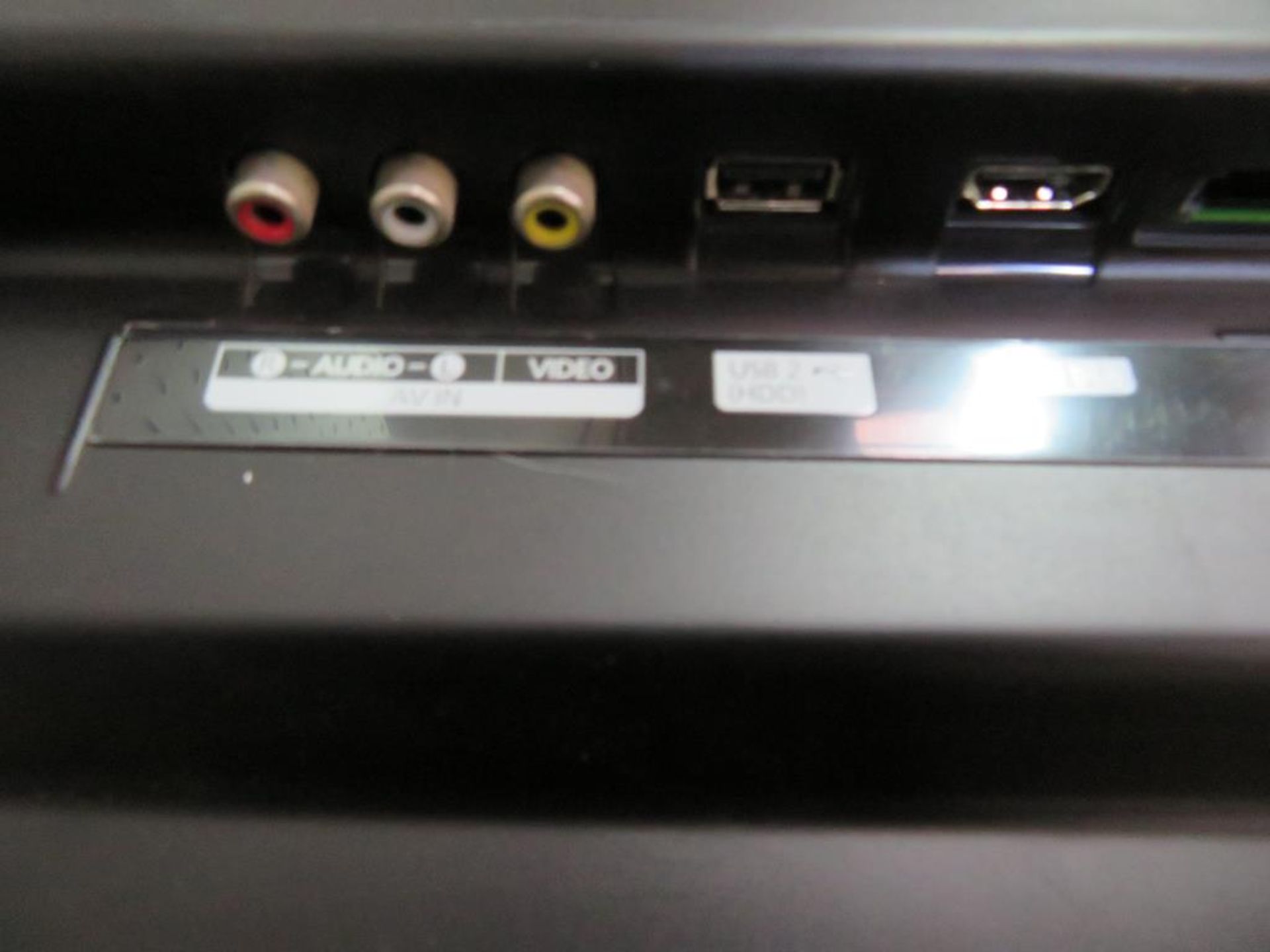 Samsung PS50C550G1WXXU 50" Plasma TV in box - Image 10 of 11