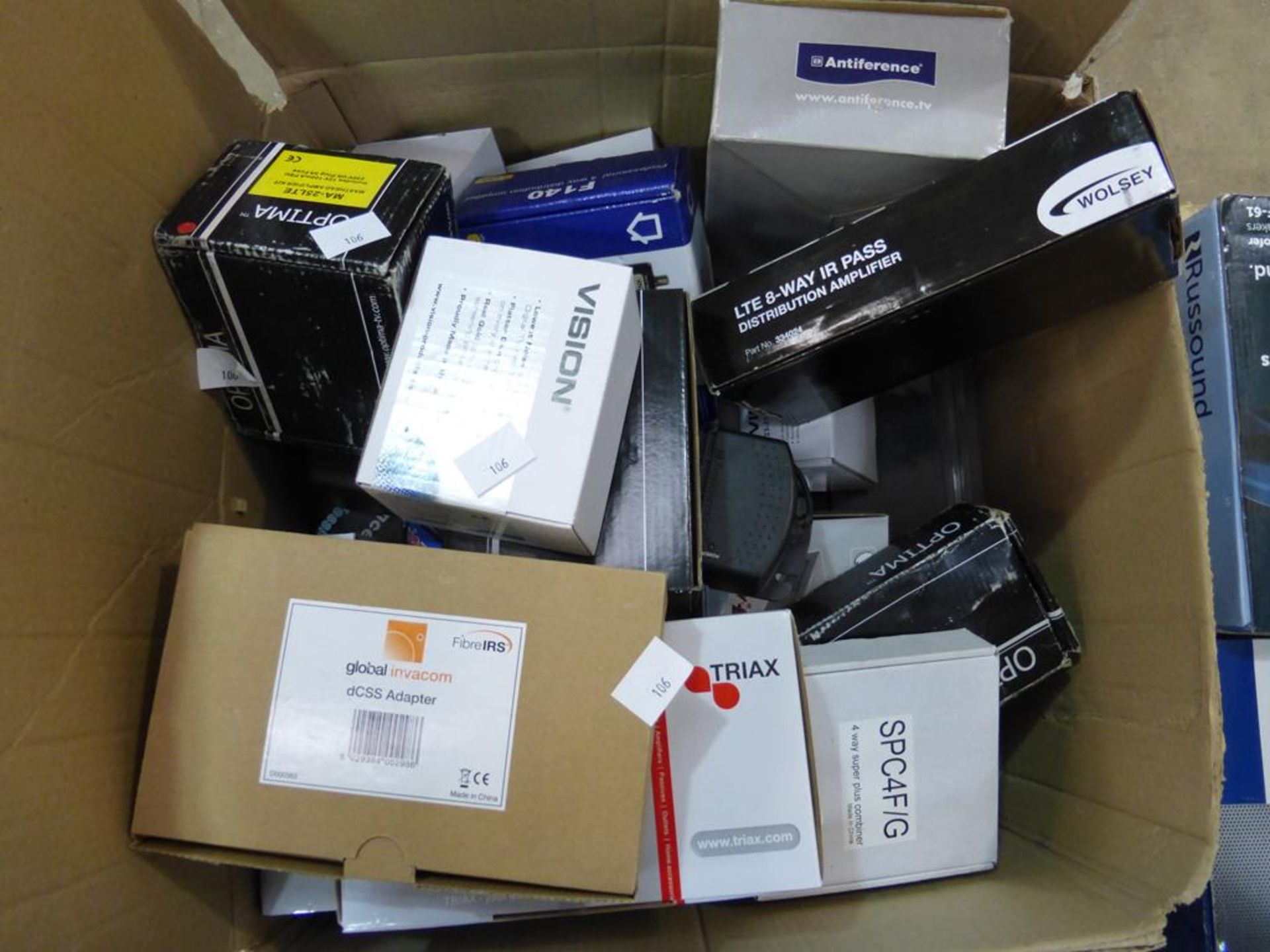 A large box of mixed Audio Visual Equipment - Image 3 of 9