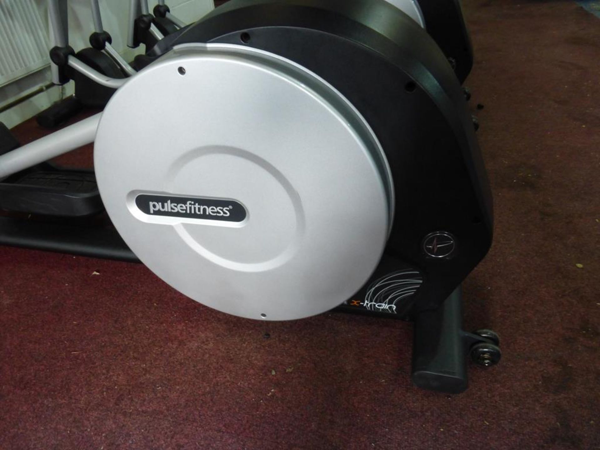 Pulse Fitness 280G-F X-Train Cross Trainer - Image 2 of 4