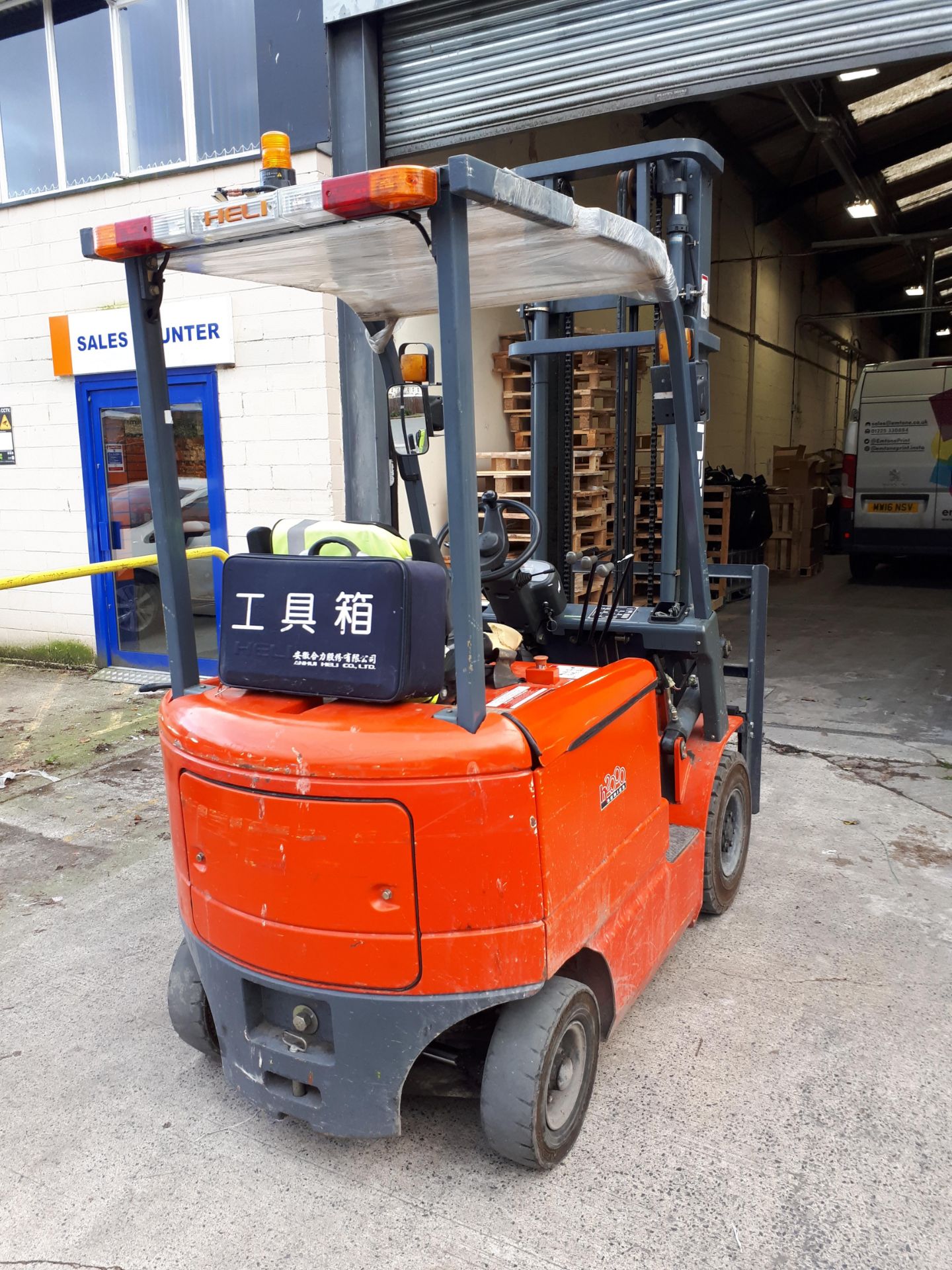 Heli HFP15 1.5Ton Electric Forklift Truck, Twin Stage Mast, Serial Number G3355 (2009) 1,566.0 - Image 5 of 10