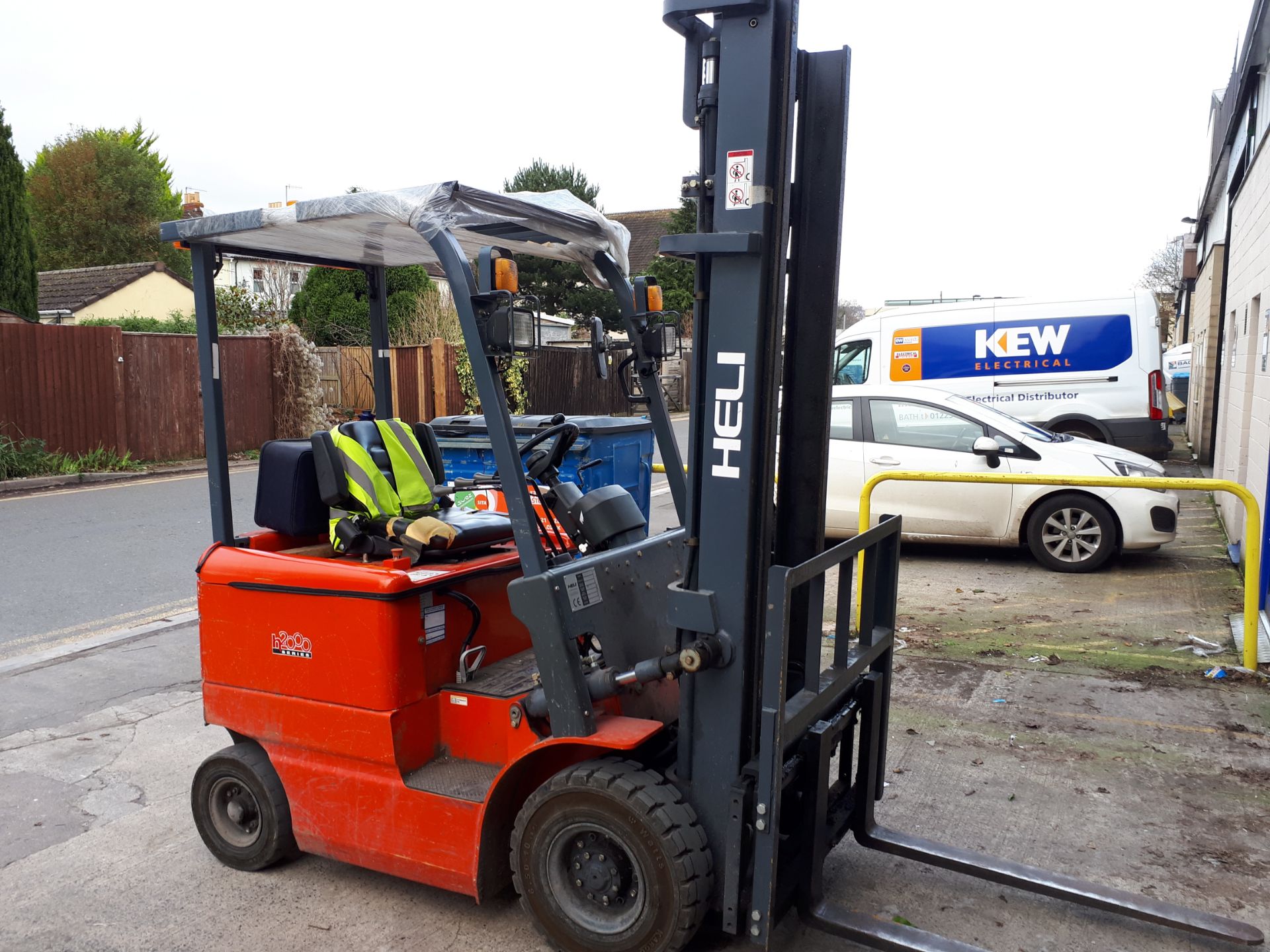 Heli HFP15 1.5Ton Electric Forklift Truck, Twin Stage Mast, Serial Number G3355 (2009) 1,566.0 - Image 4 of 10