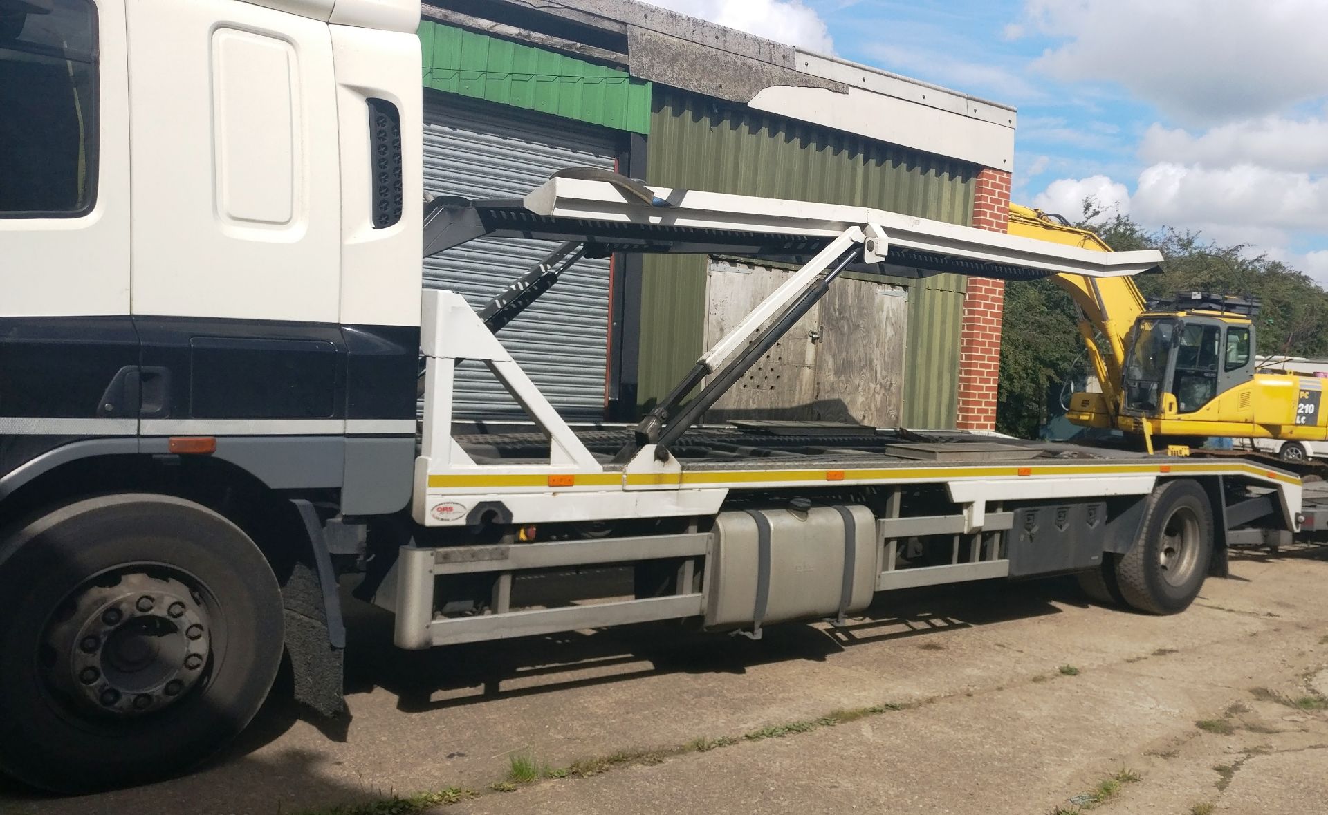 Leyland DAF CF 65.250 3 Vehicle Transporter, Registration DX61 ANU, Date of Registration 10.01.2012, - Image 26 of 27