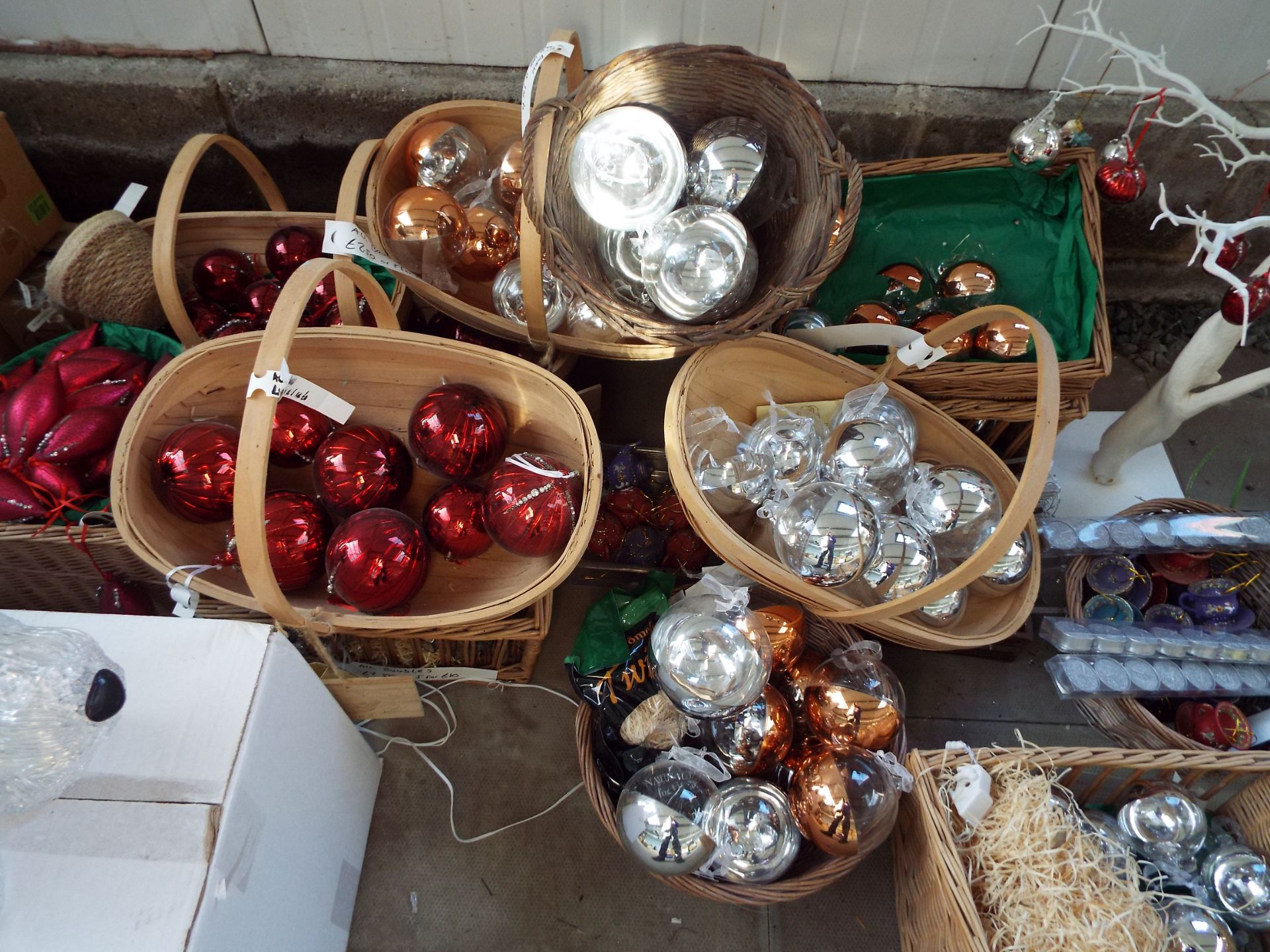 Large Selection of Christmas Baubles/Decorations, Illuminated Polar Bear and Toiletries - Image 3 of 4