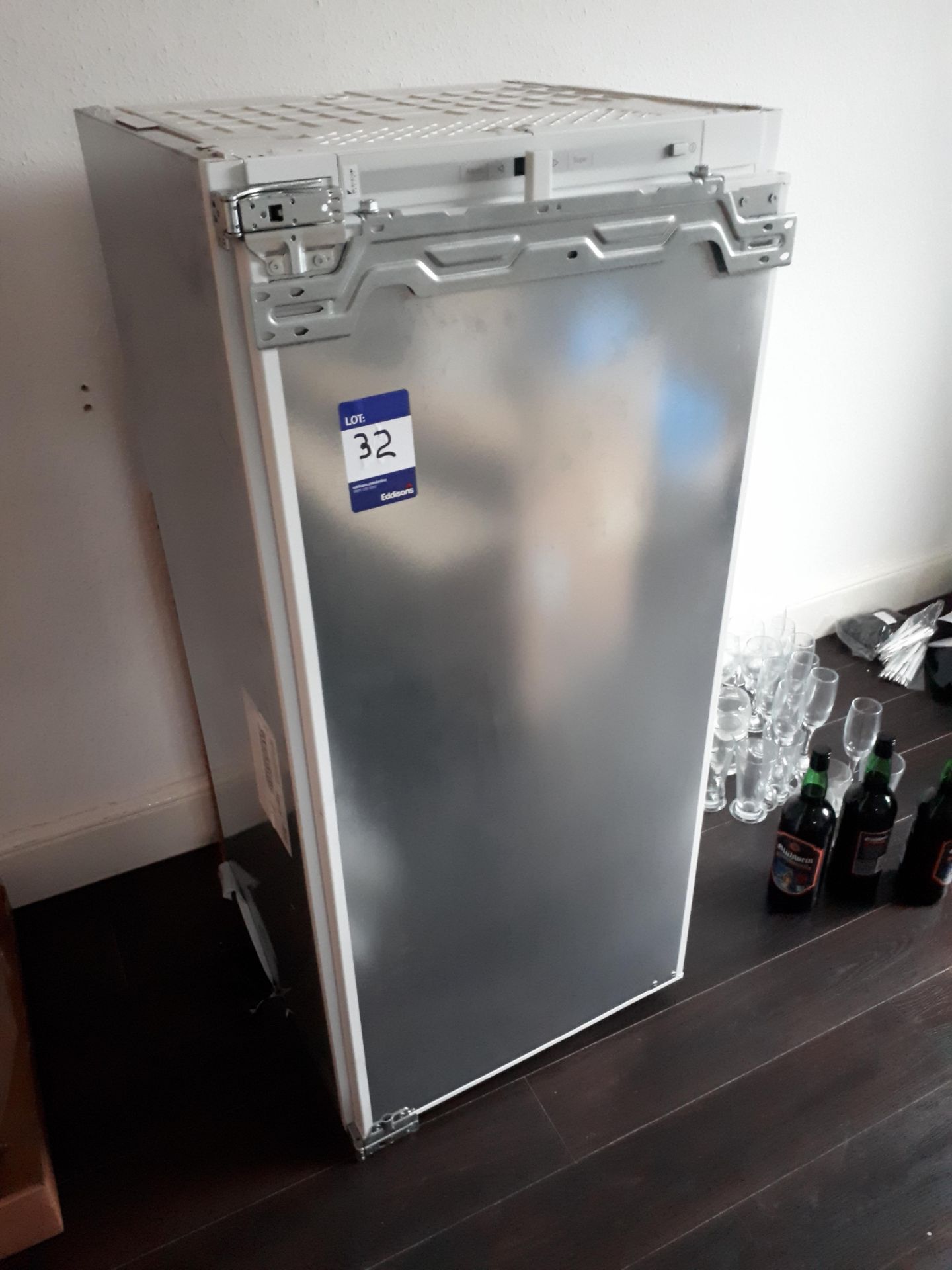 Neff K1121 Built In Medium Refrigerator