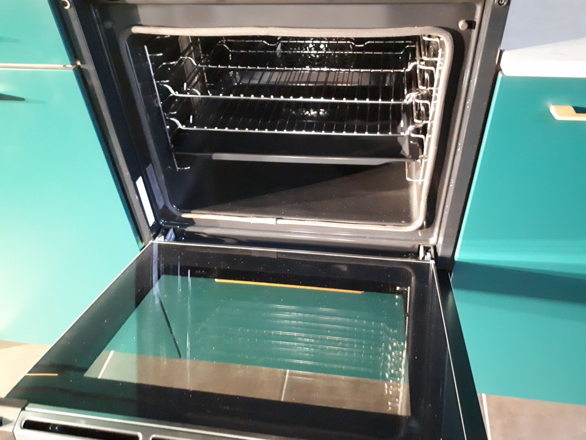 Siemens HB878GBB6B Built In Electric Single Oven - Image 3 of 3