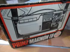 Prinz Magnon LV Projector with Projector Screen