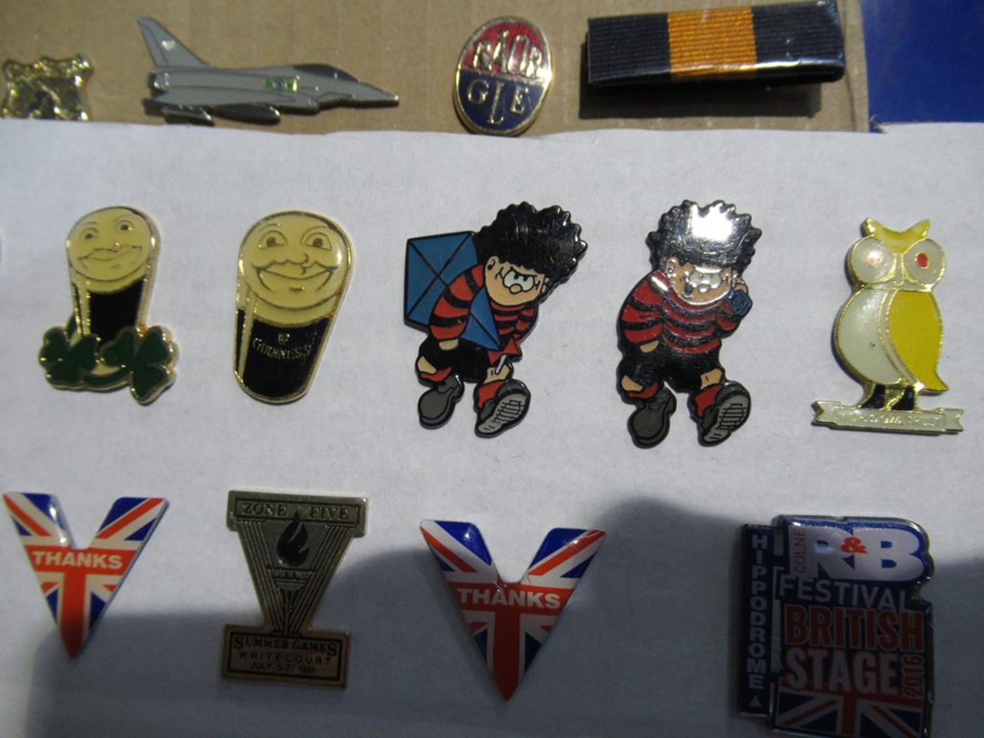 A total of 92 Enamel Badges mounted on card to include: Dennis the Menace, Aston Martin, Football Sp - Image 4 of 4